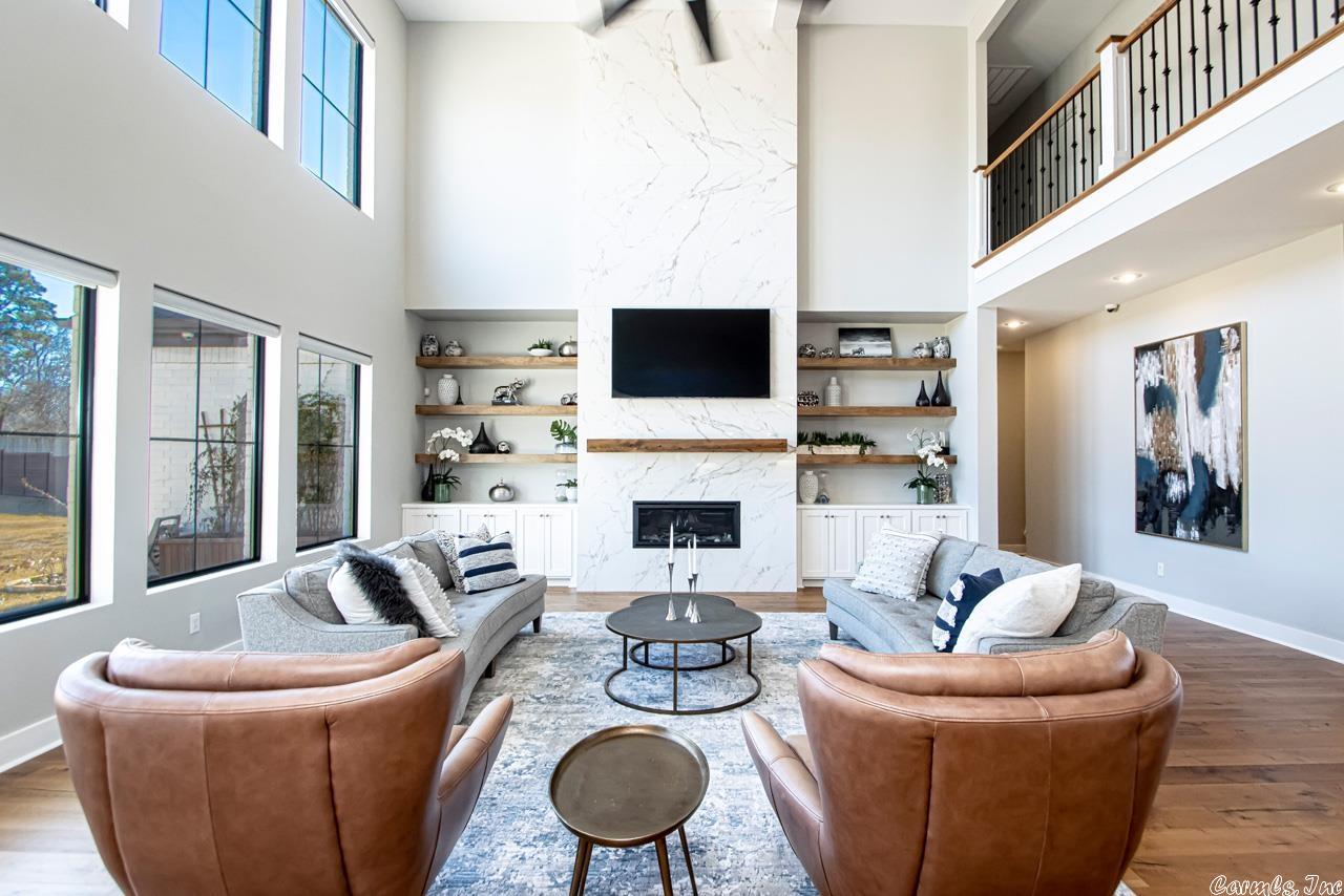 WEST LAKE VILLAGE - Residential