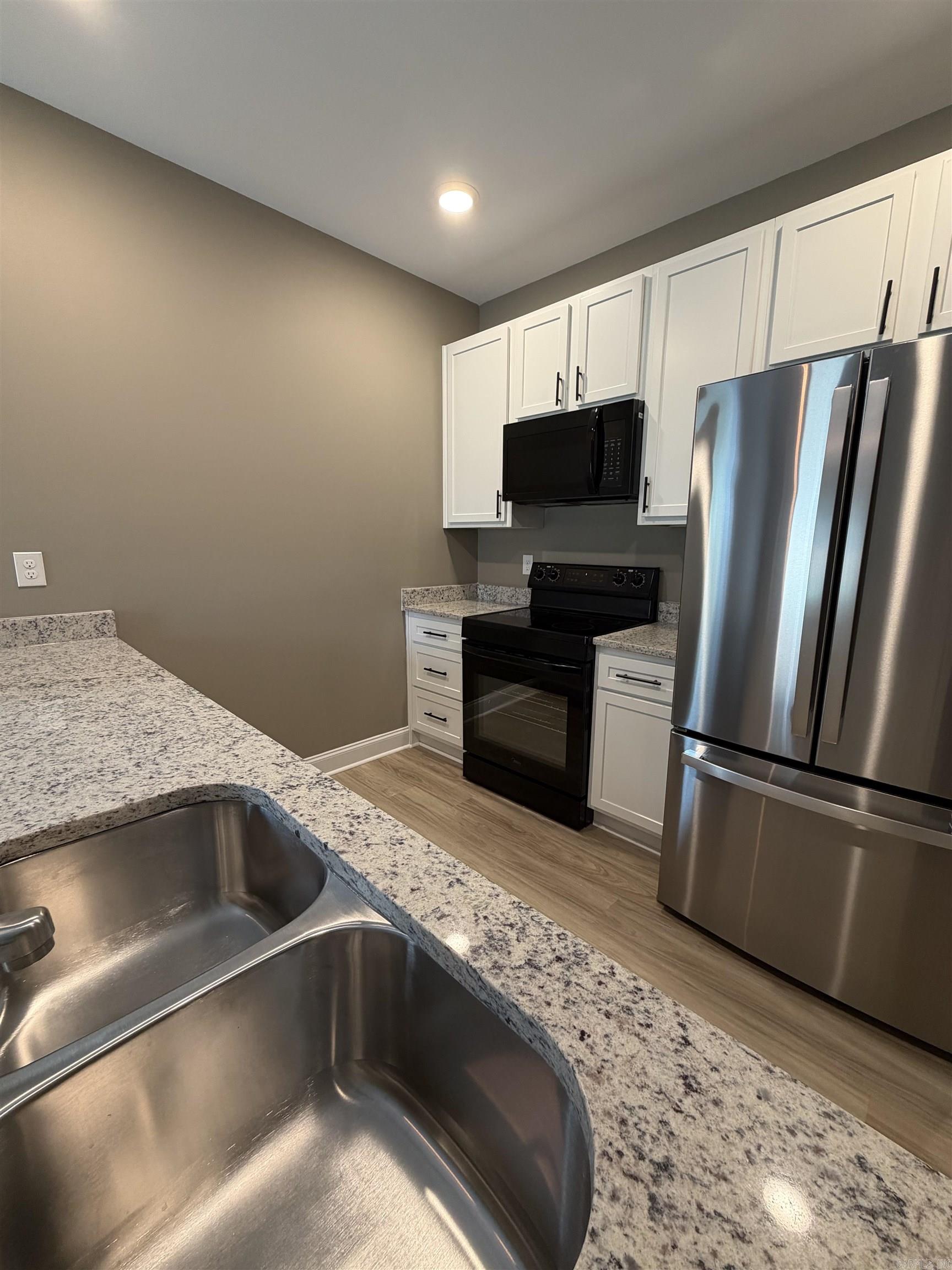 GALLOWAYS ADDN - Residential Lease