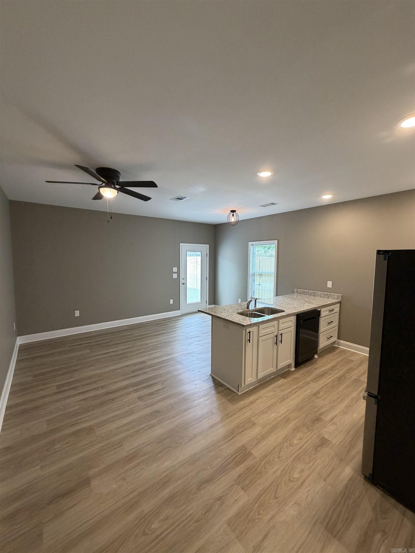 GALLOWAYS ADDN - Residential Lease