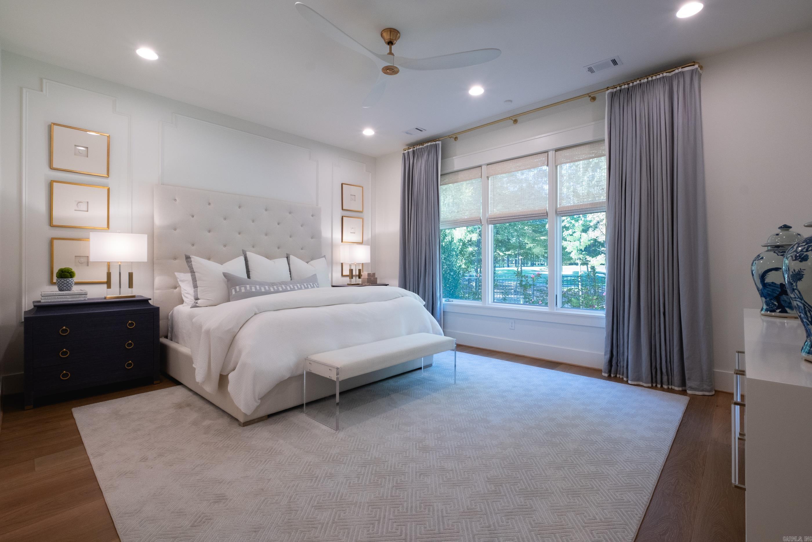 CHENAL VALLEY HALLEN COURT - Residential