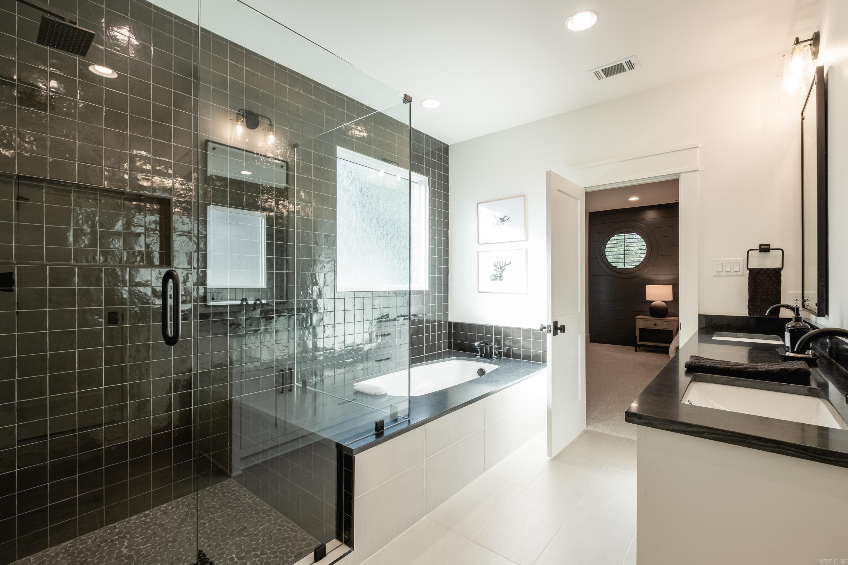 CHENAL VALLEY HALLEN COURT - Residential
