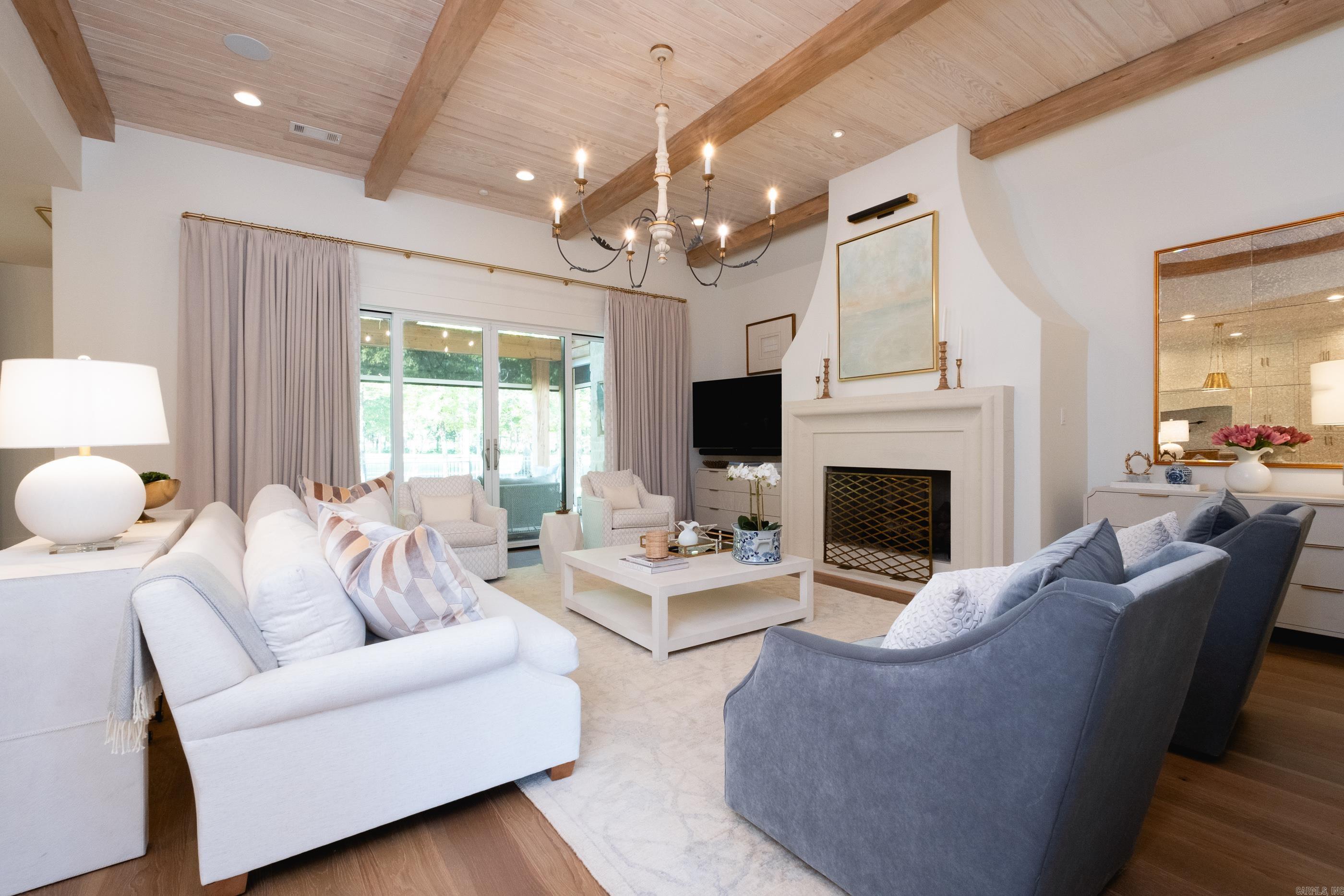 CHENAL VALLEY HALLEN COURT - Residential