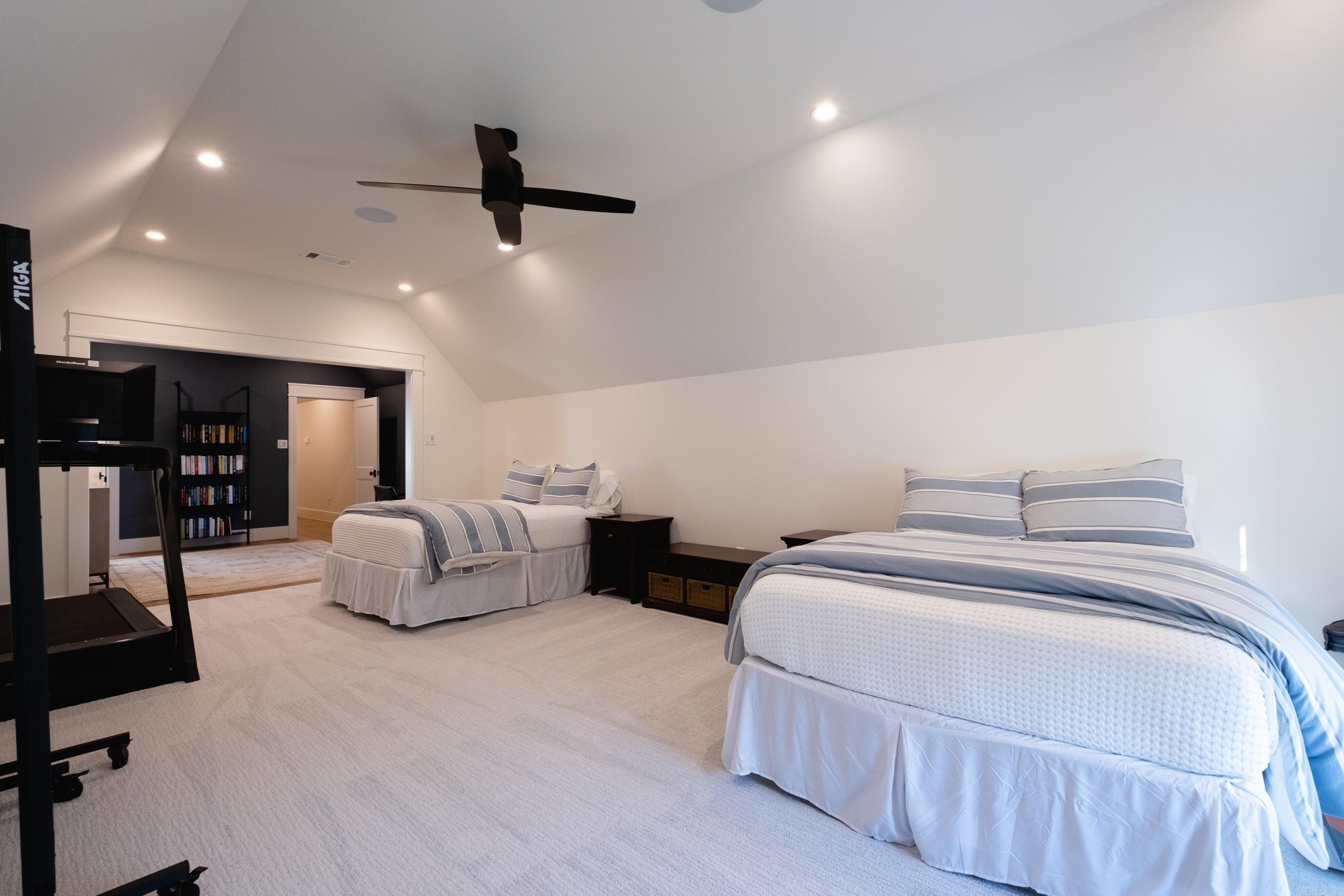 CHENAL VALLEY HALLEN COURT - Residential