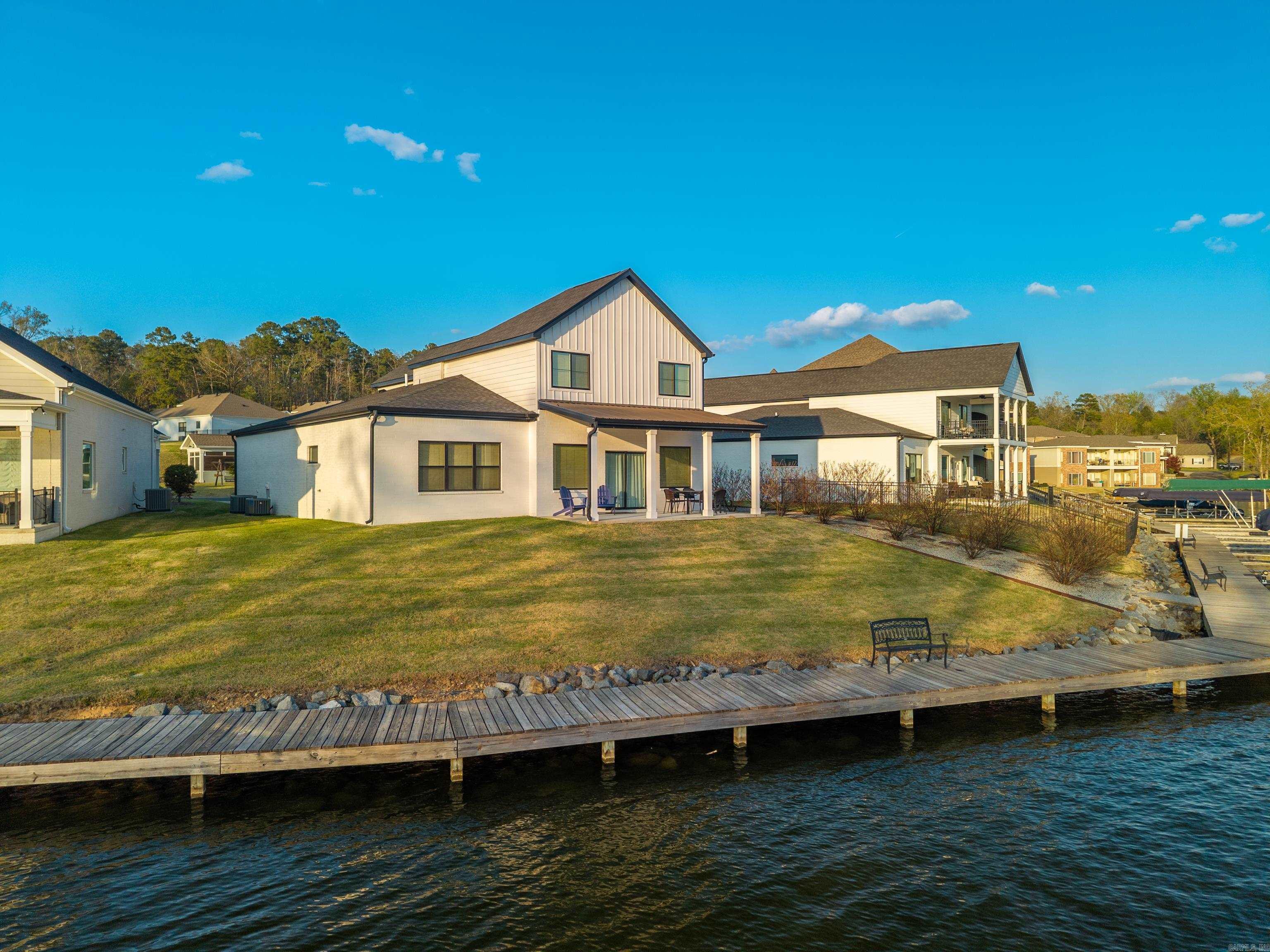 COTTAGES AT BAYSHORE PHASE III - Residential