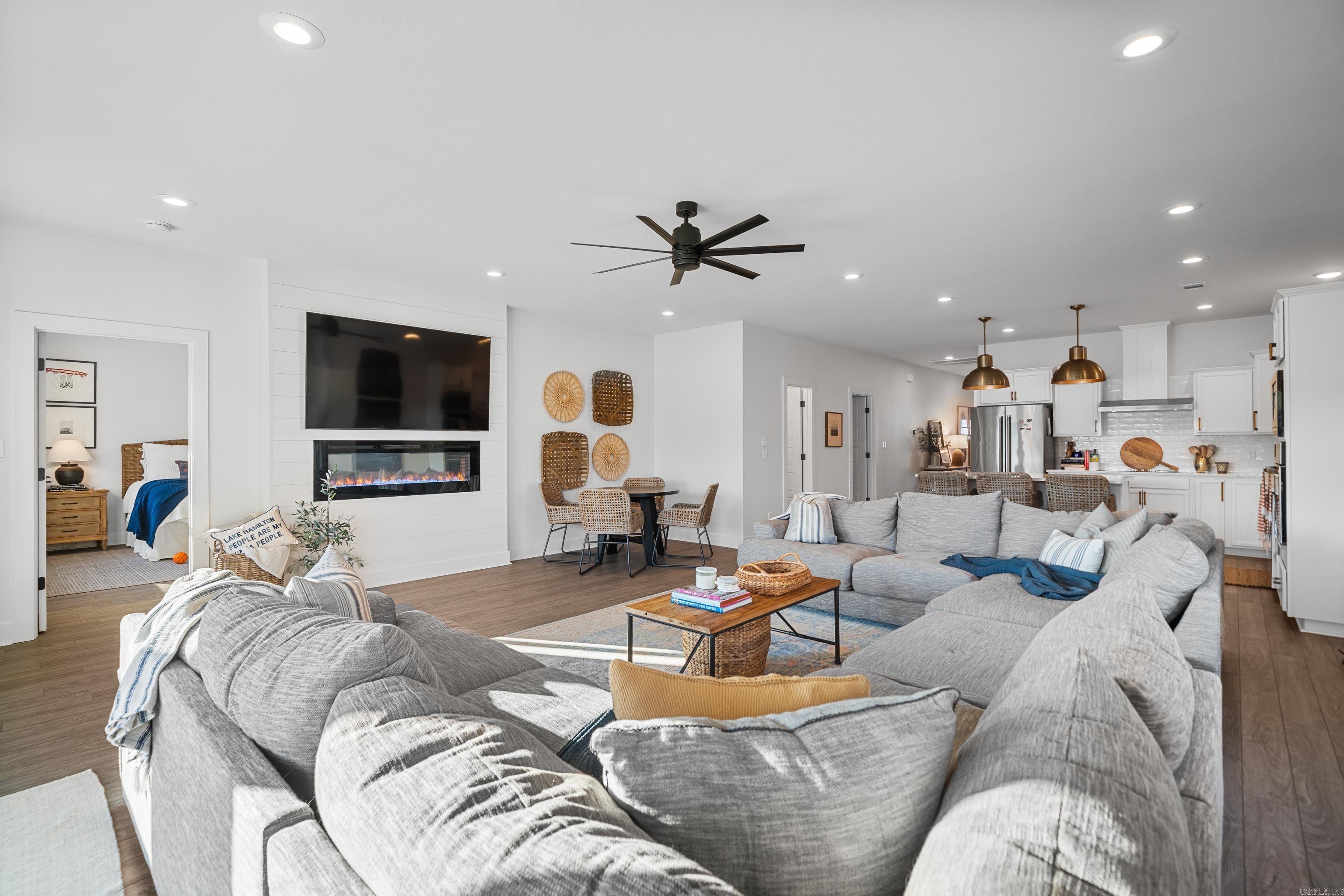 COTTAGES AT BAYSHORE PHASE III - Residential