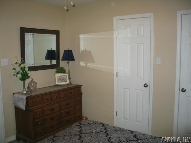 FIELDCREST - Residential