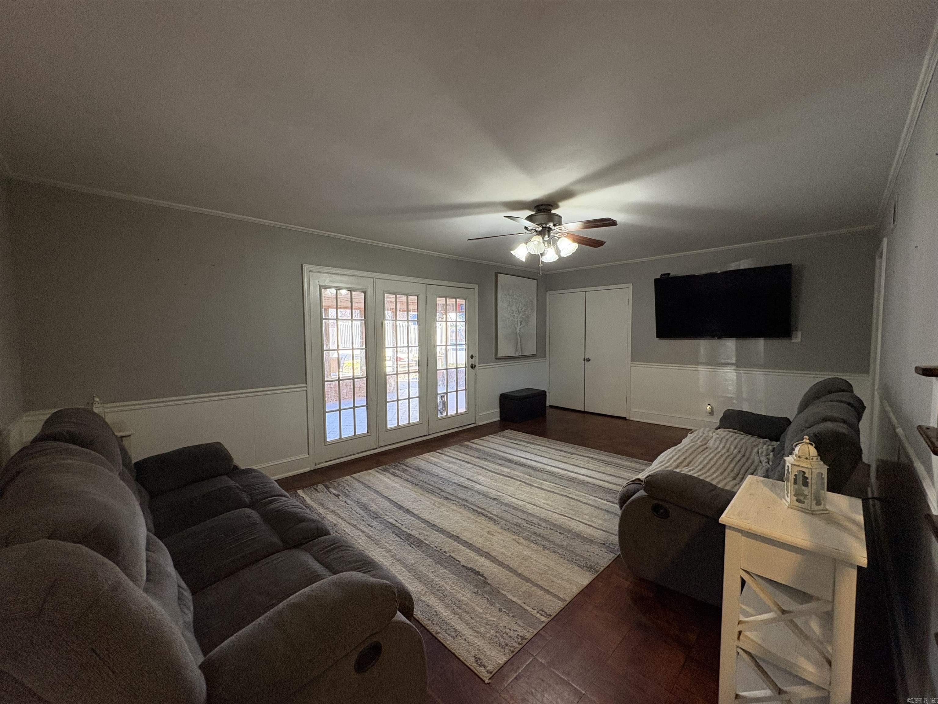 BROADMOOR - Residential
