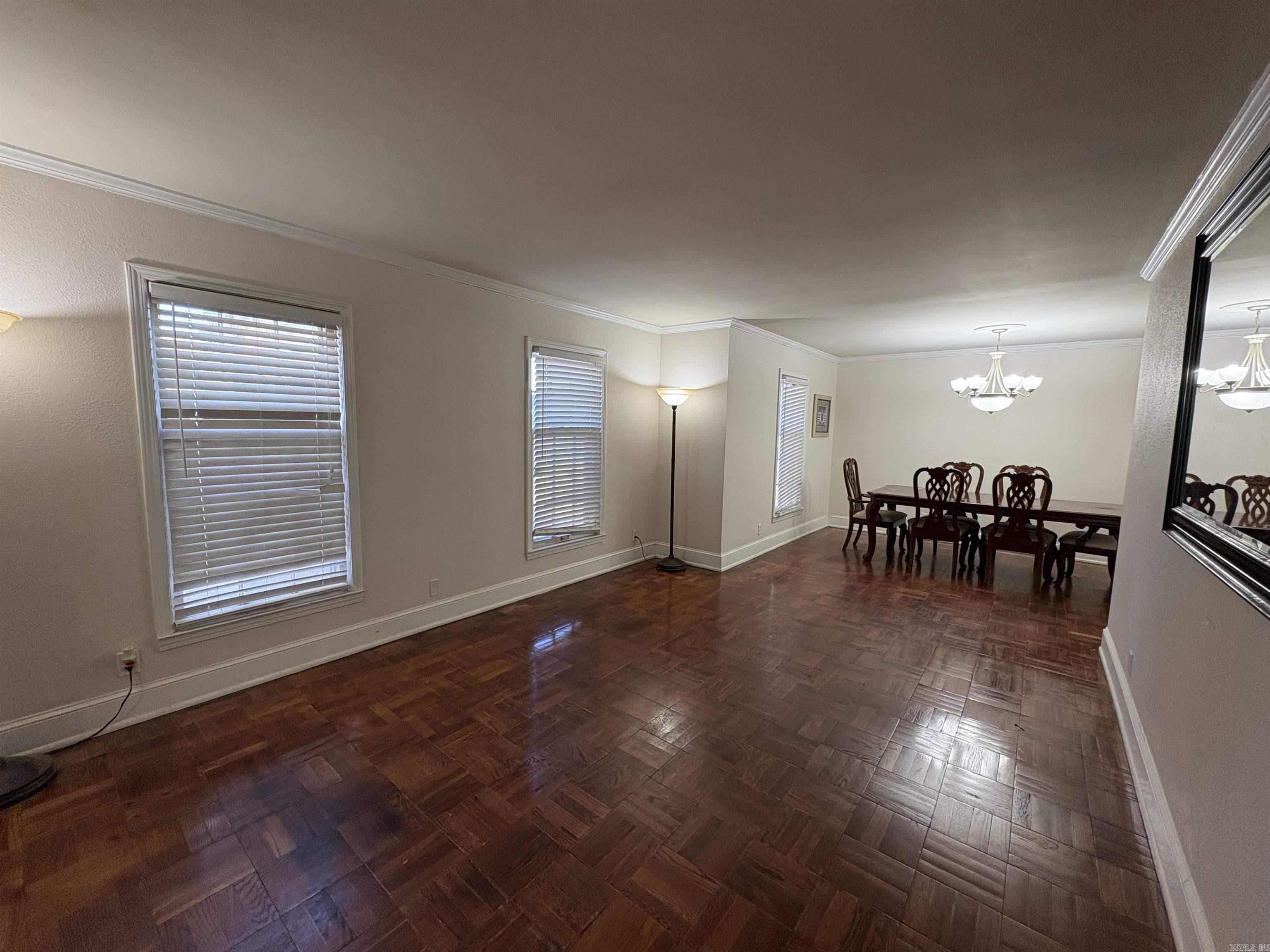 BROADMOOR - Residential