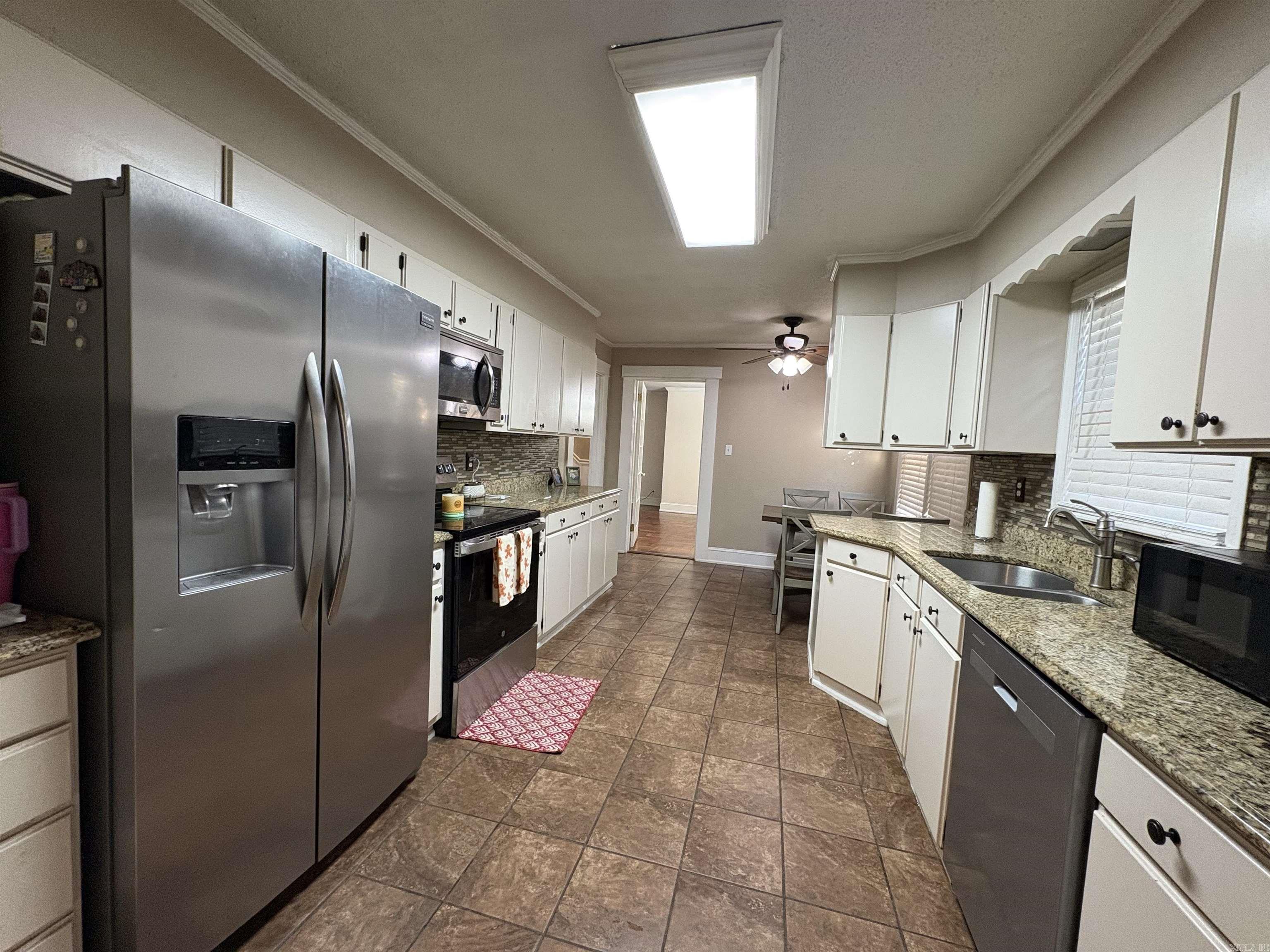 BROADMOOR - Residential