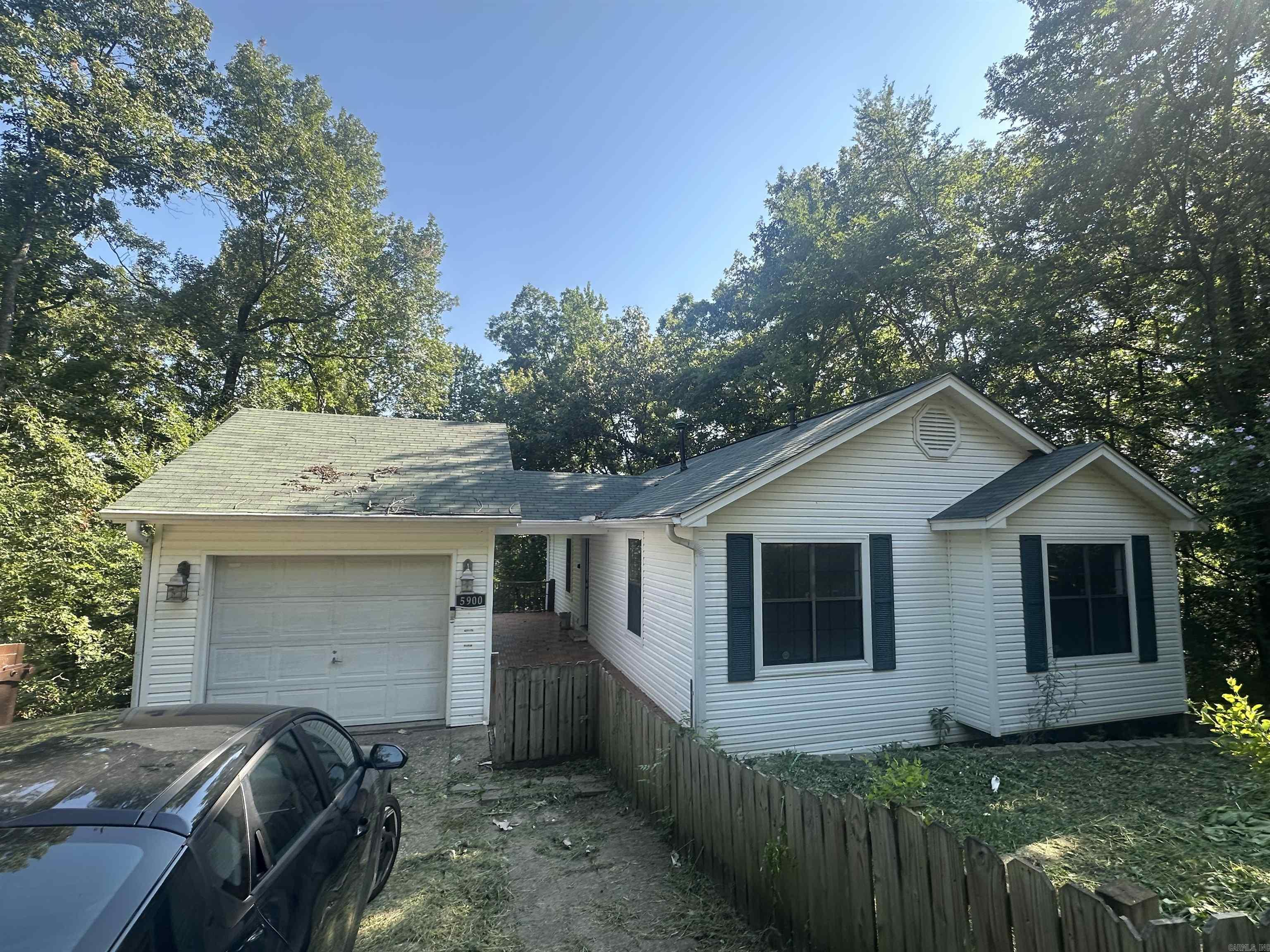 Beautiful two story updated home in a peaceful neighborhood.  It features a 3-bedroom, 2-bathroom floor plan covering 1,544 square feet of living space. Want a peaceful area with very limited neighbors then this is the house for you only one neighbor to the right of you!