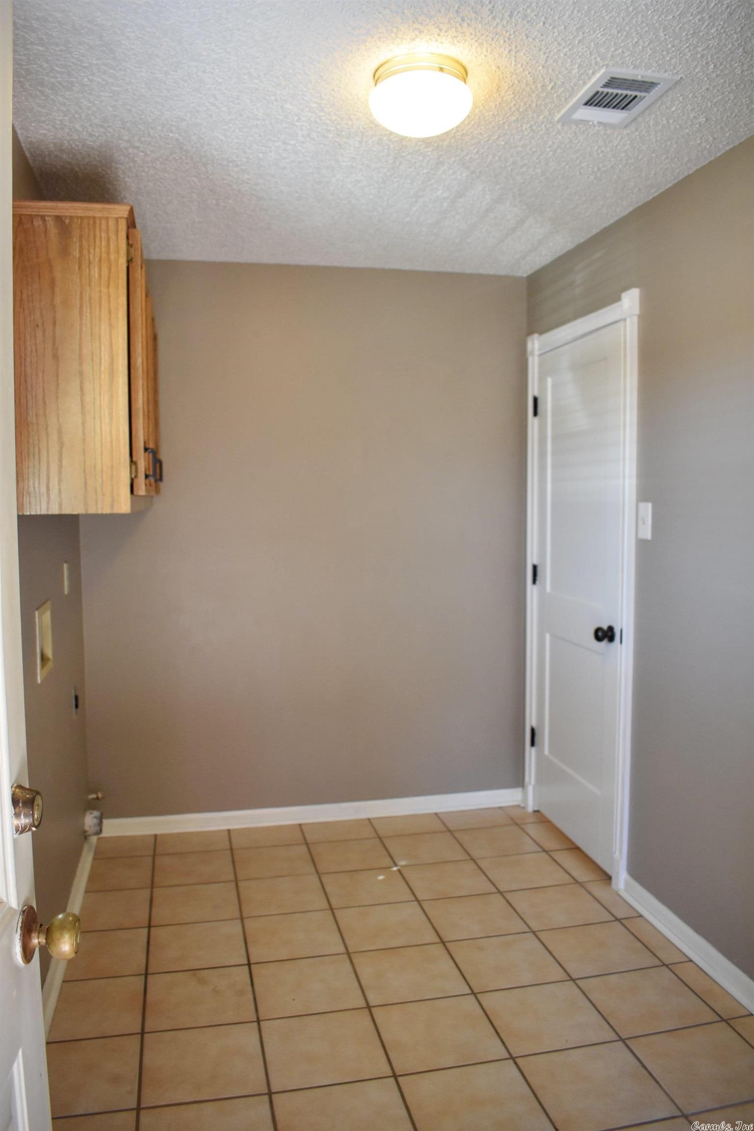 AMBER OAKS ADDN - Residential