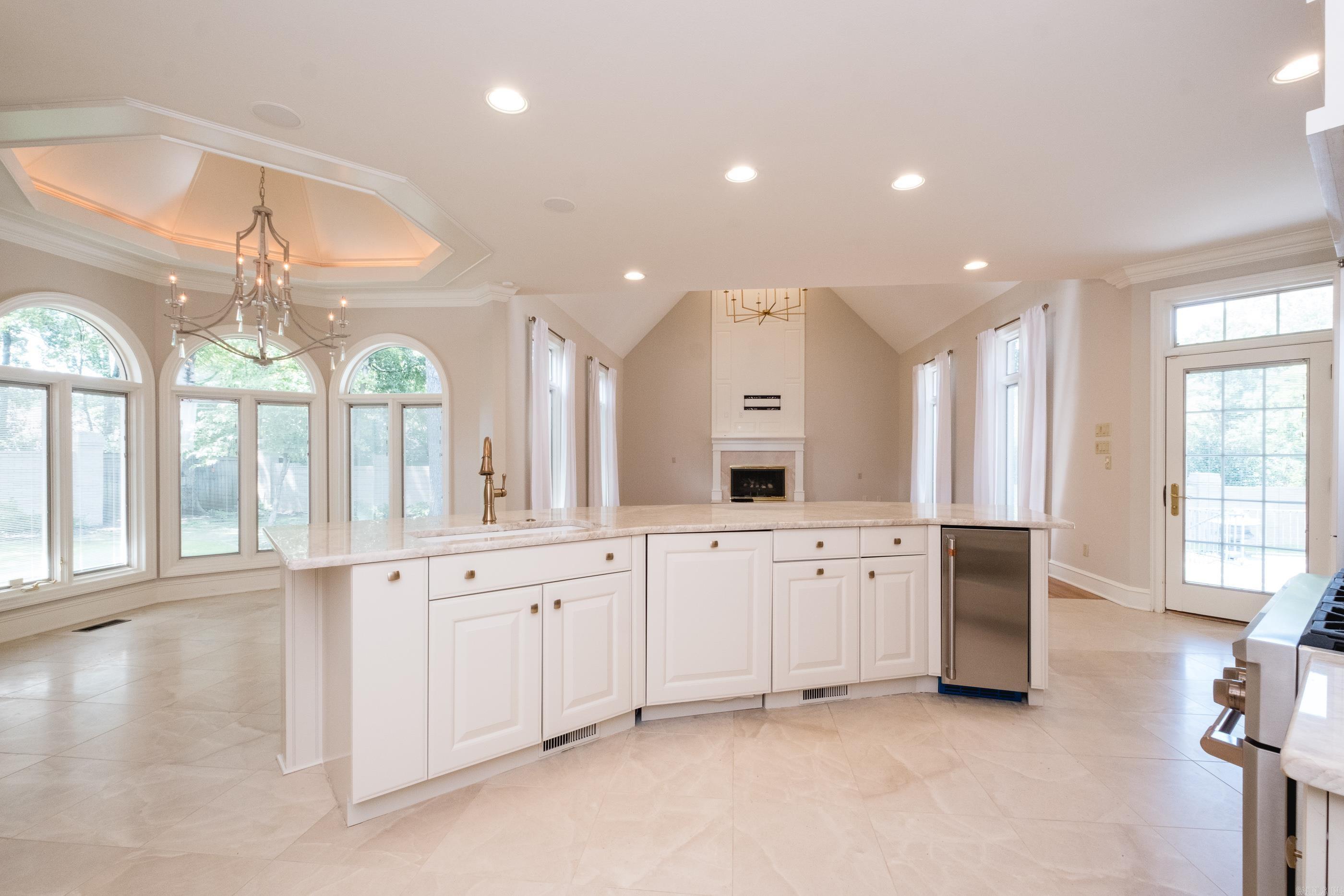 HICKORY CREEK - Residential