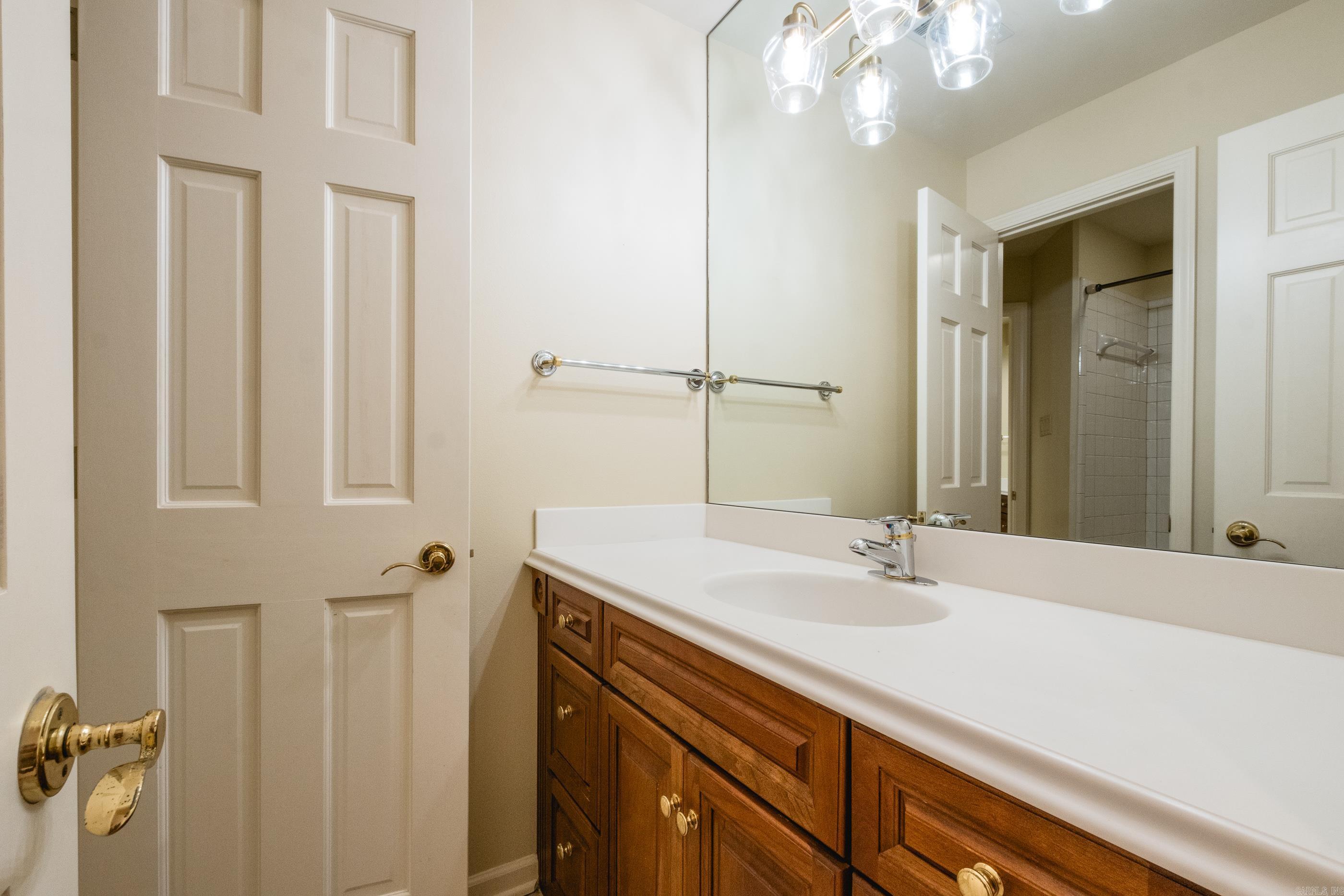 HICKORY CREEK - Residential