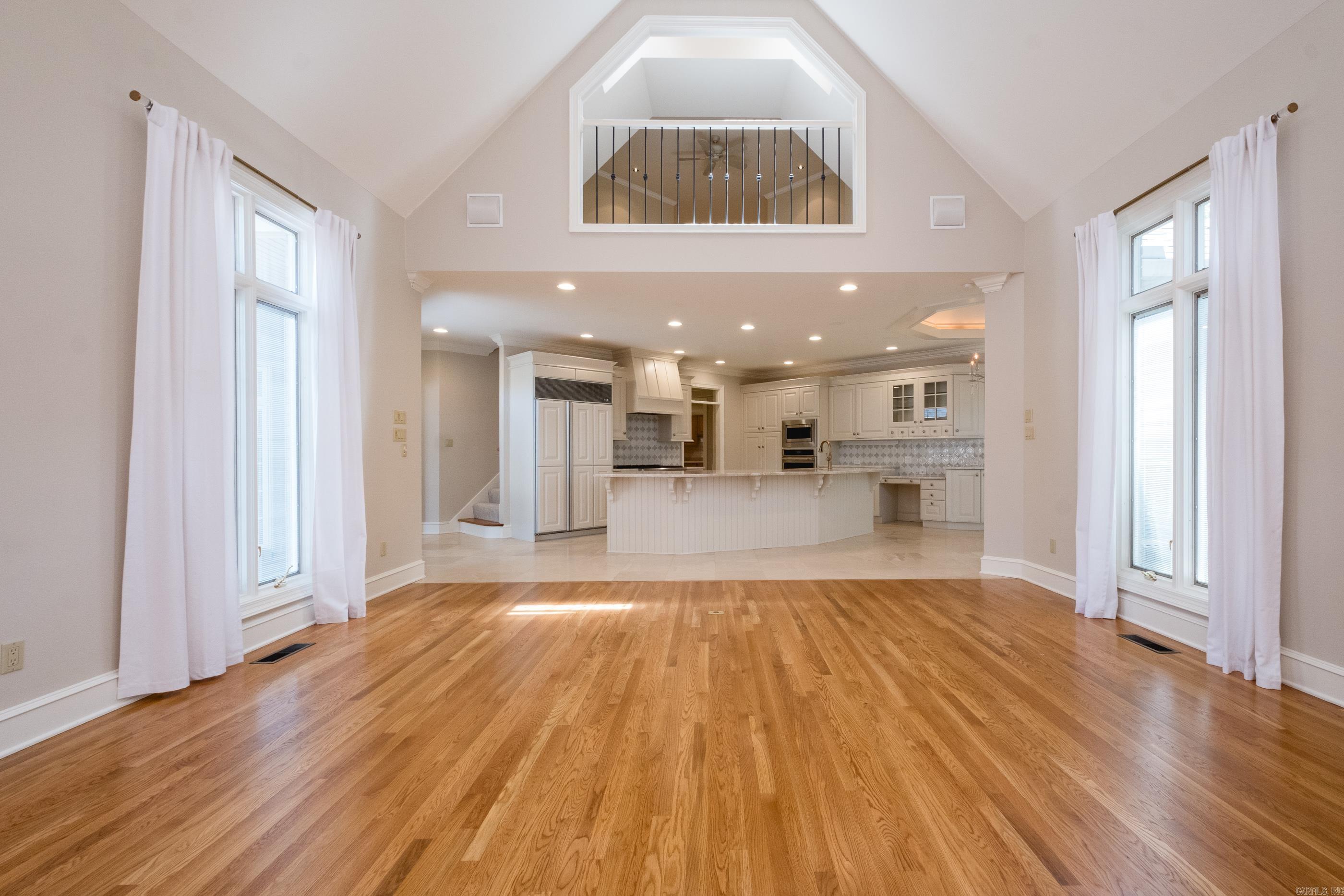 HICKORY CREEK - Residential