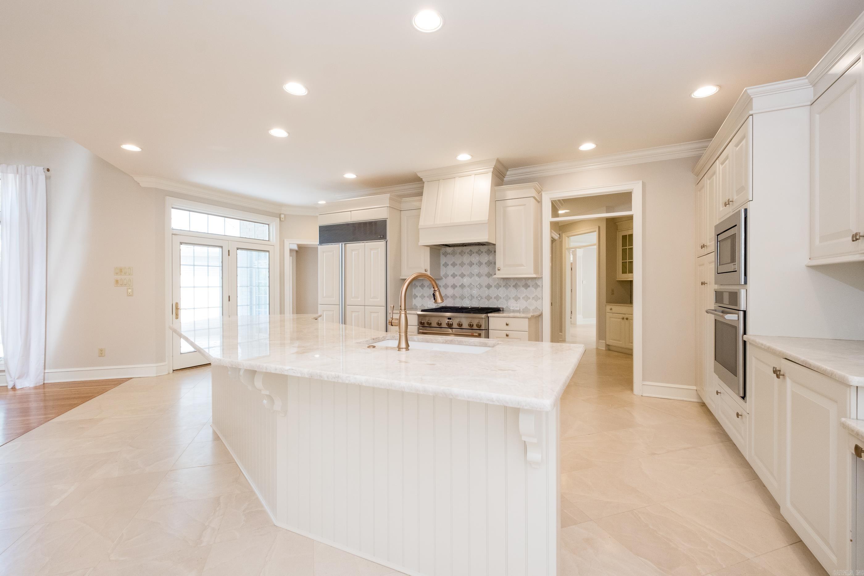 HICKORY CREEK - Residential