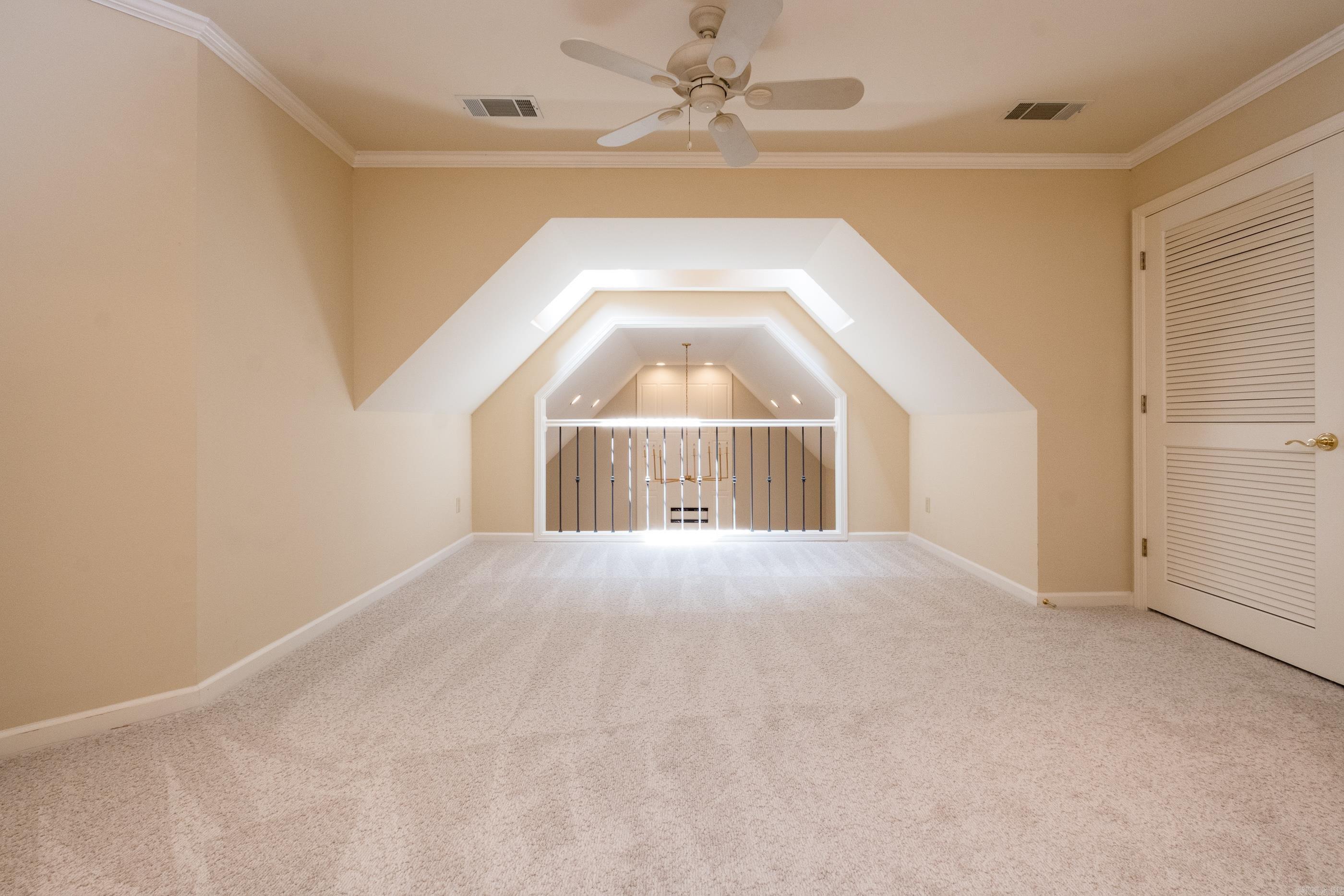 HICKORY CREEK - Residential