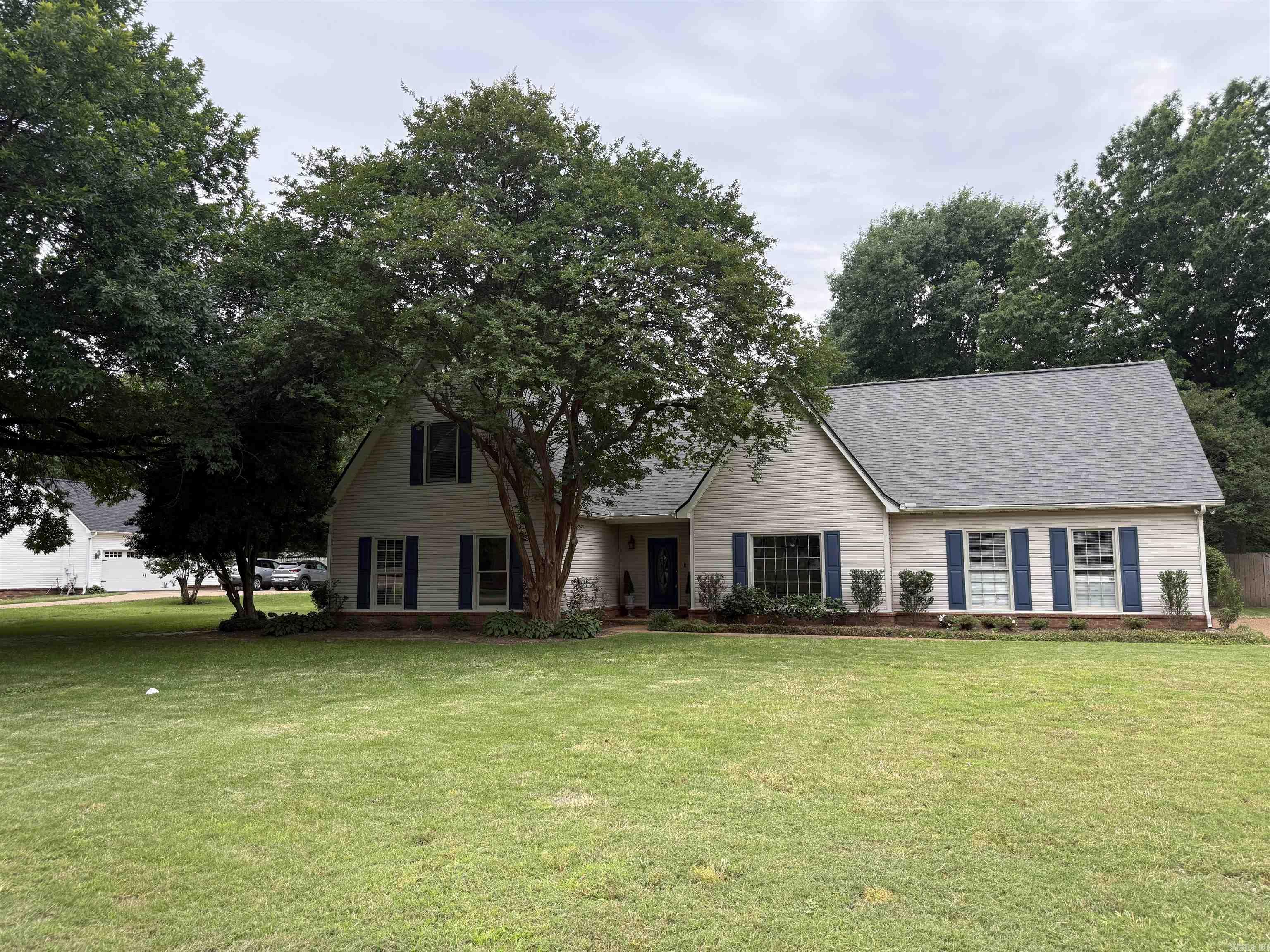 River Trace - Residential