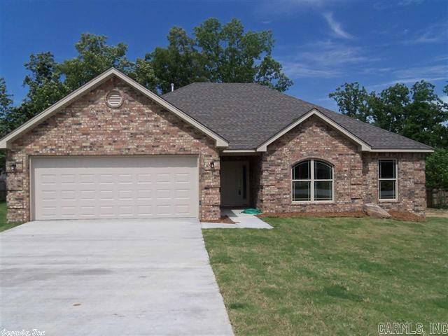 Wonderful home at the end of cul-de-sac with nice split floor plan, woodburning fireplace, pretty kitchen and big windows which bring in a ton of natural light.  Deck in the back with fully fenced in yard. Two car garage. Move in ready!! This home will not last long it is priced to rent! All the appliances included!!