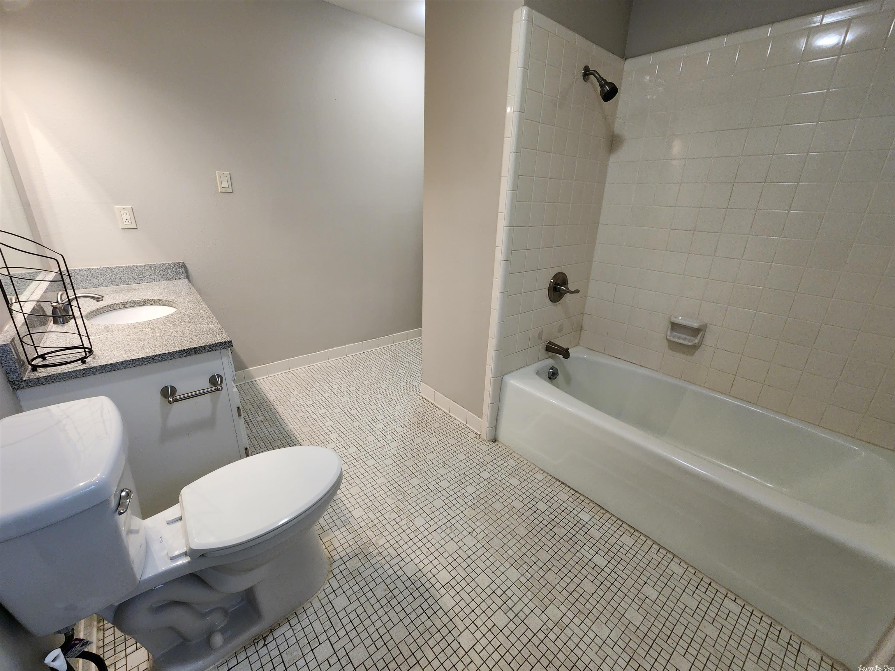 St Charles Add - Residential Lease