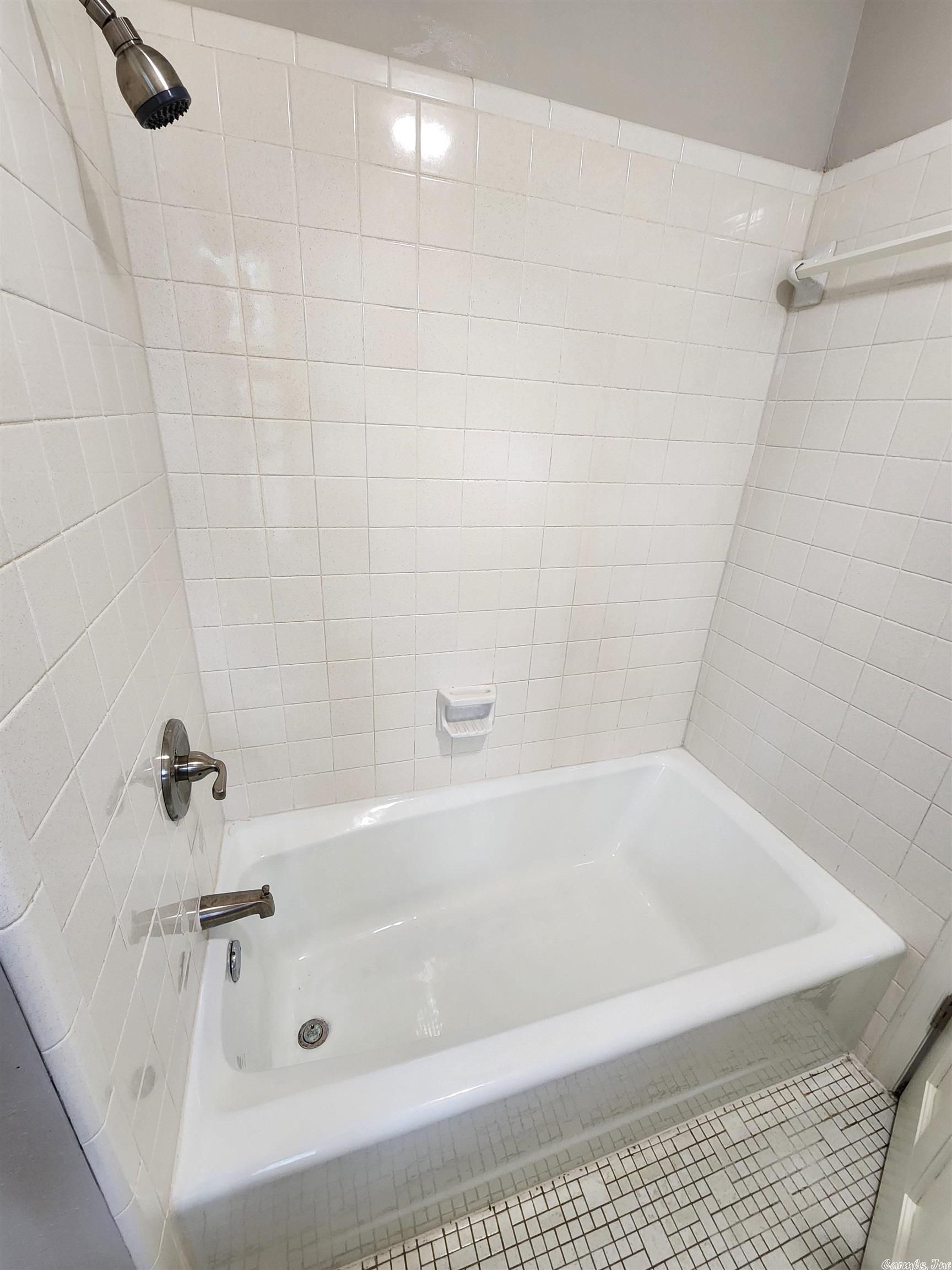 St Charles Add - Residential Lease