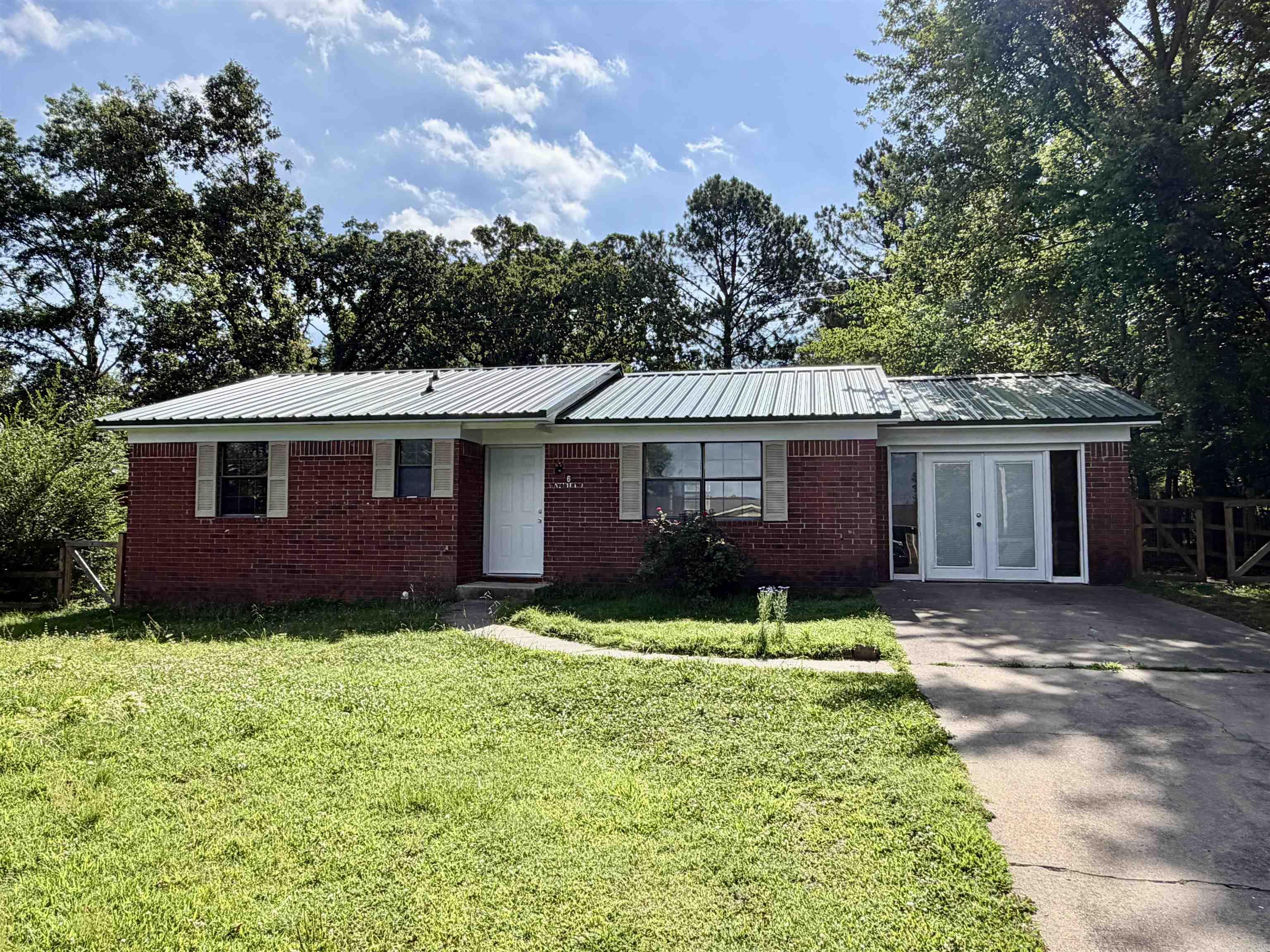 Oak Ridge - Residential