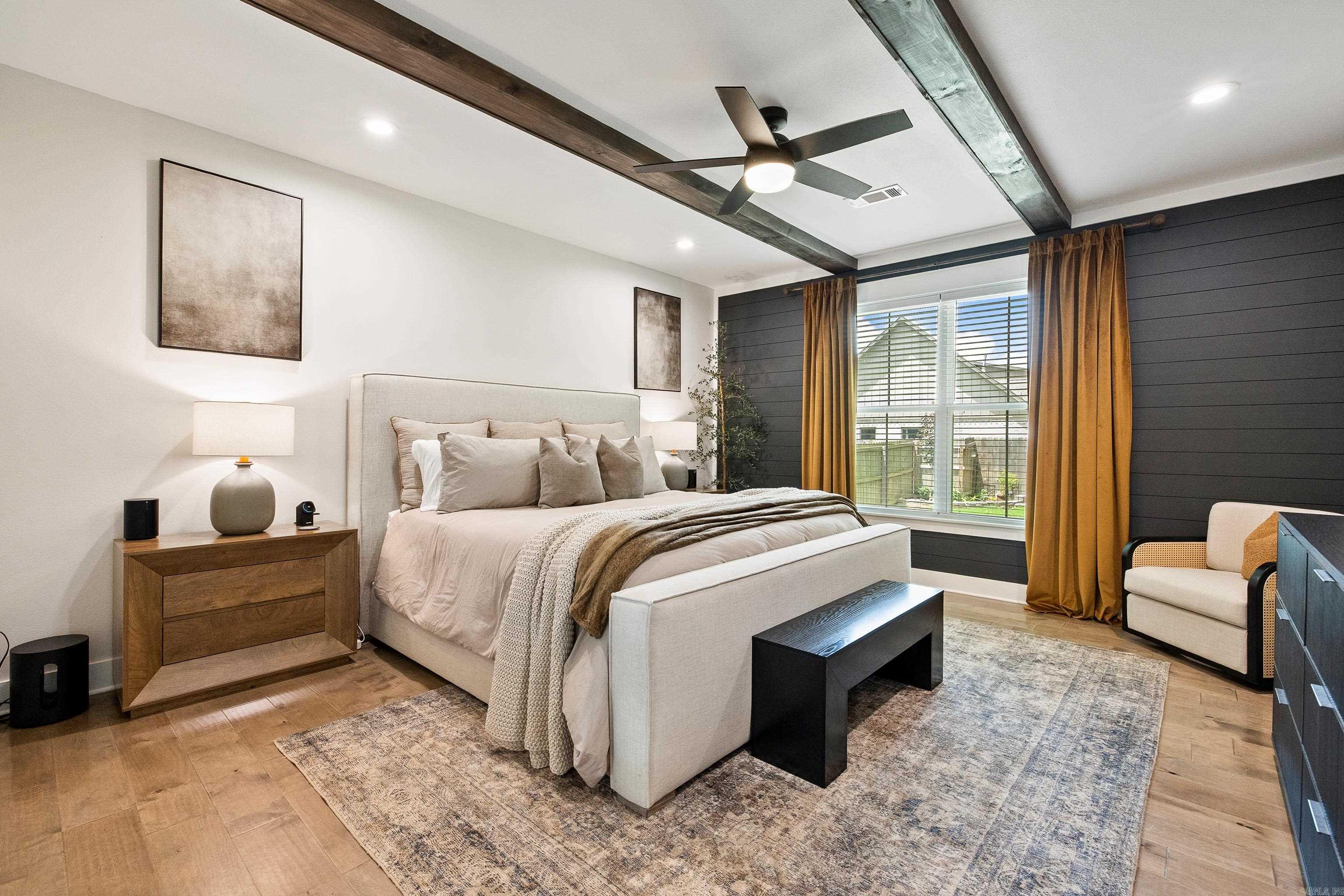 THE WOODS OF HURRICANE LAKE ESTA - Residential