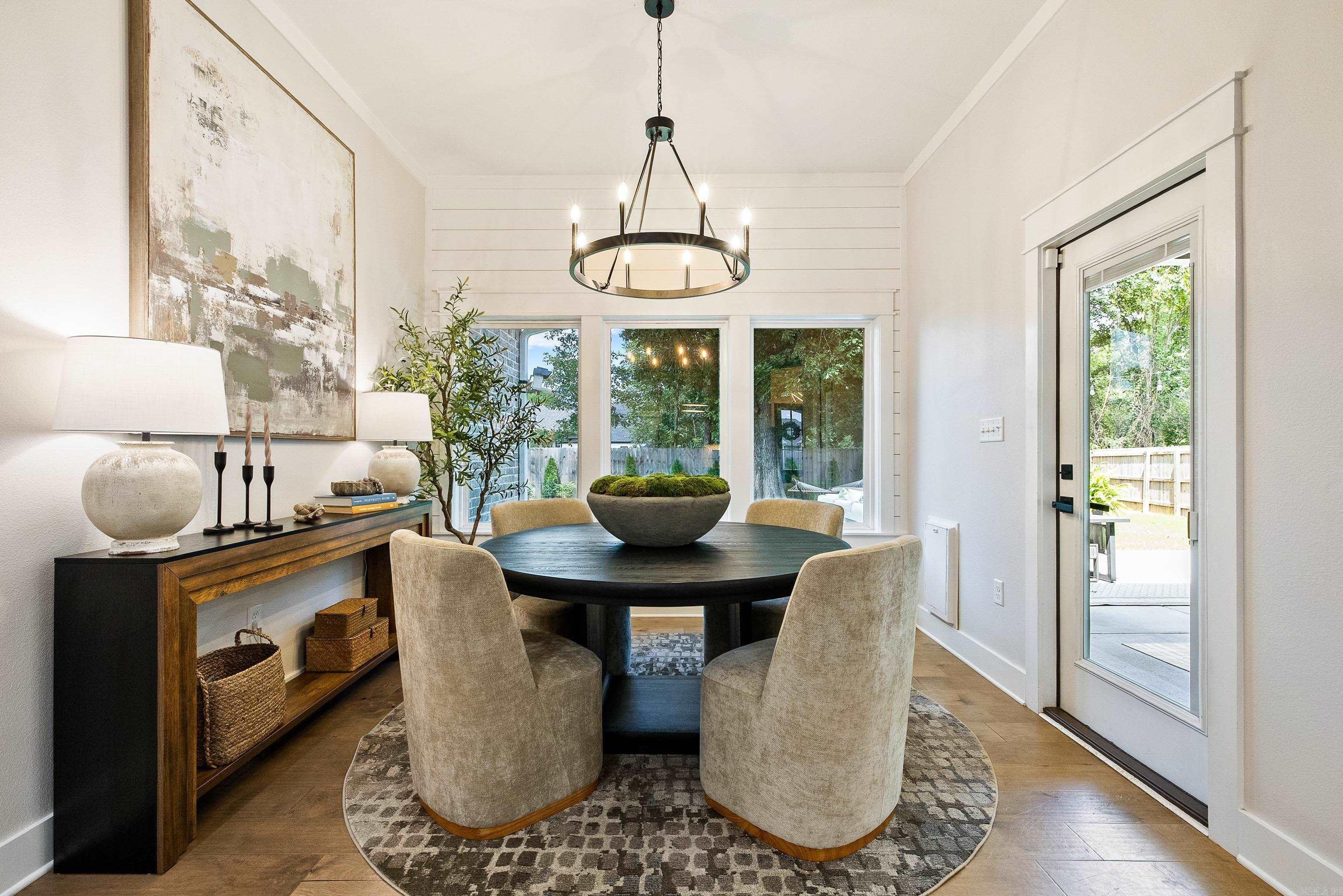 THE WOODS OF HURRICANE LAKE ESTA - Residential