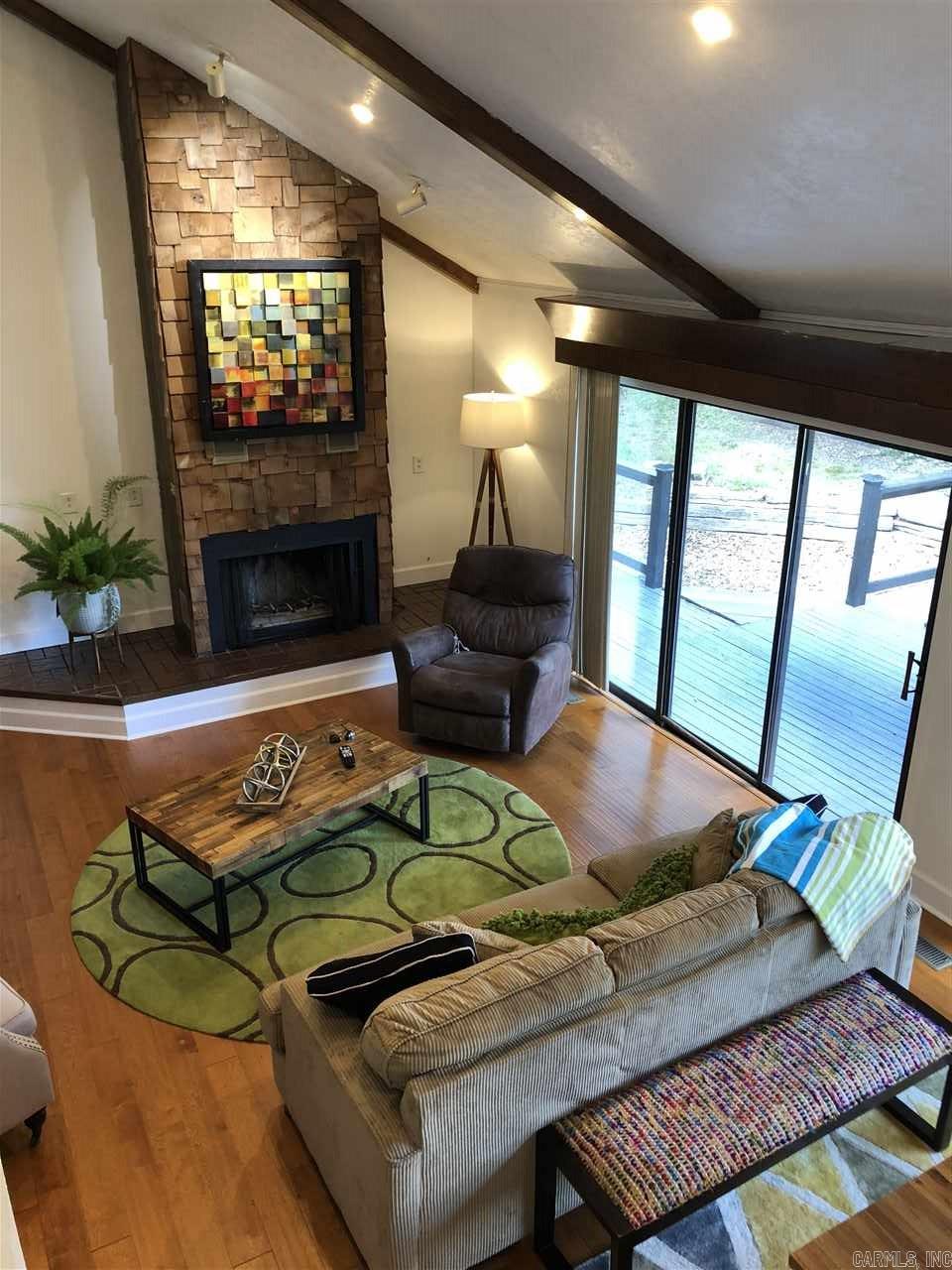 PINECREST - Residential