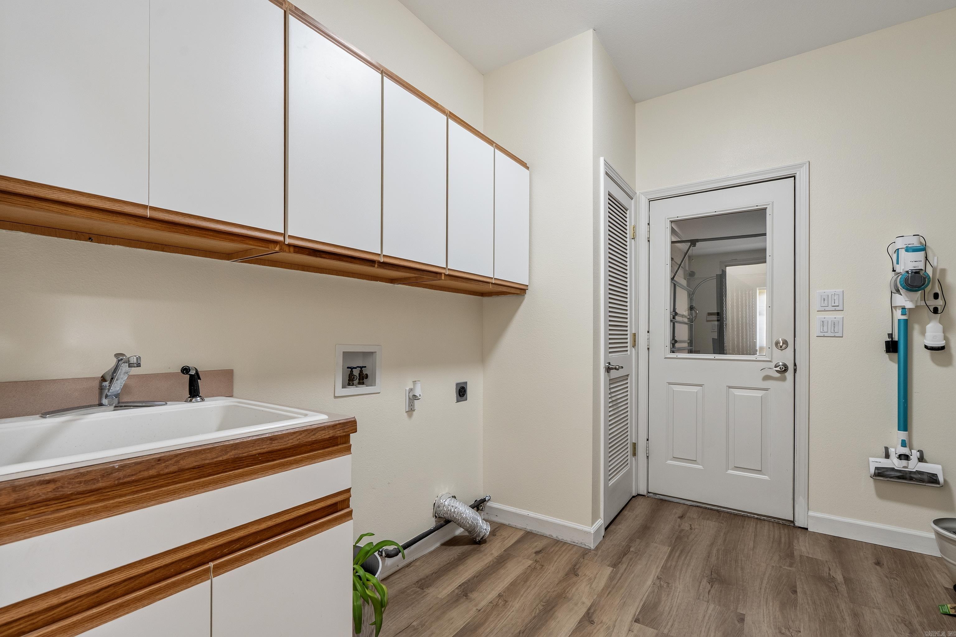 BAY RIDGE ESTATES - Residential