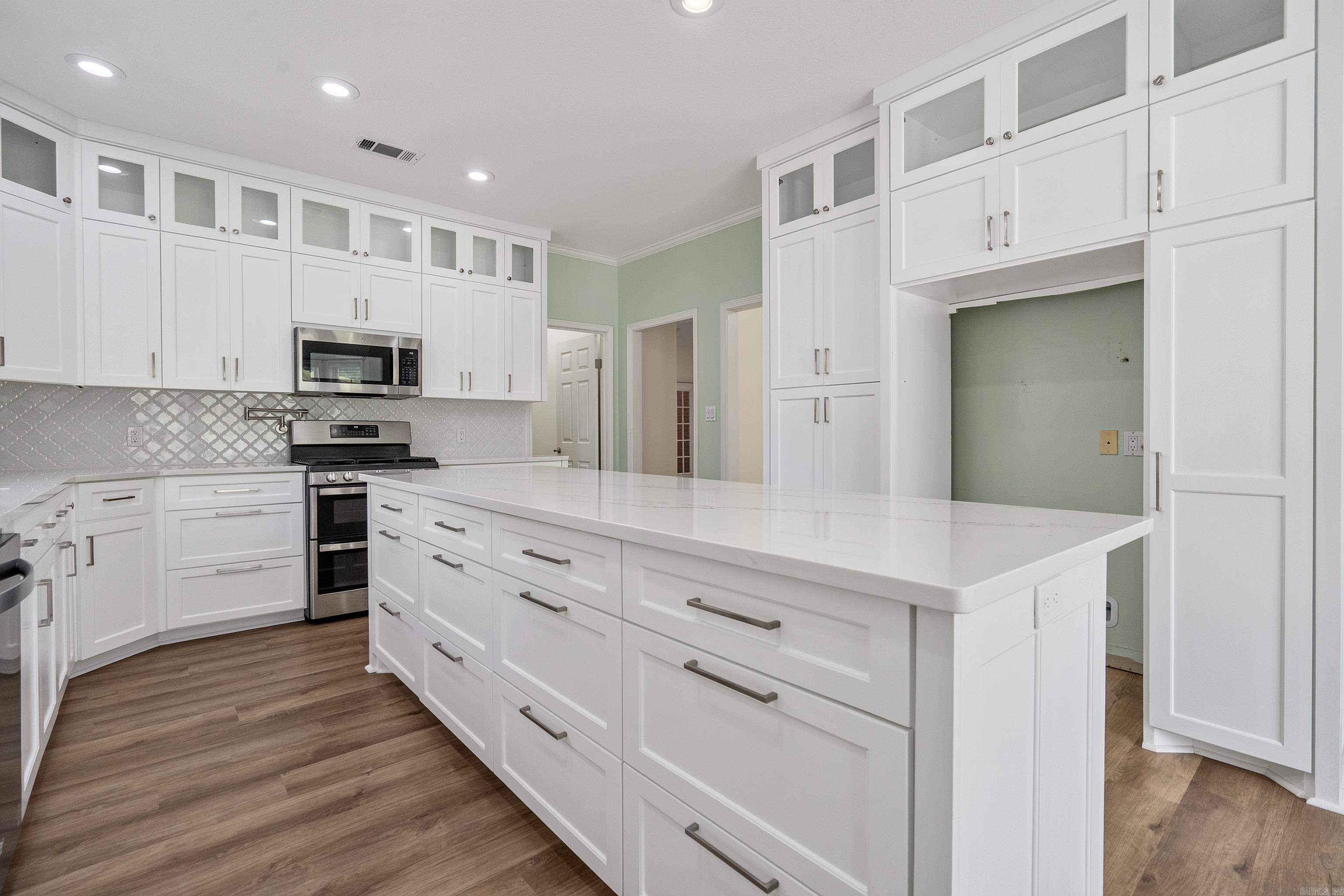 BAY RIDGE ESTATES - Residential