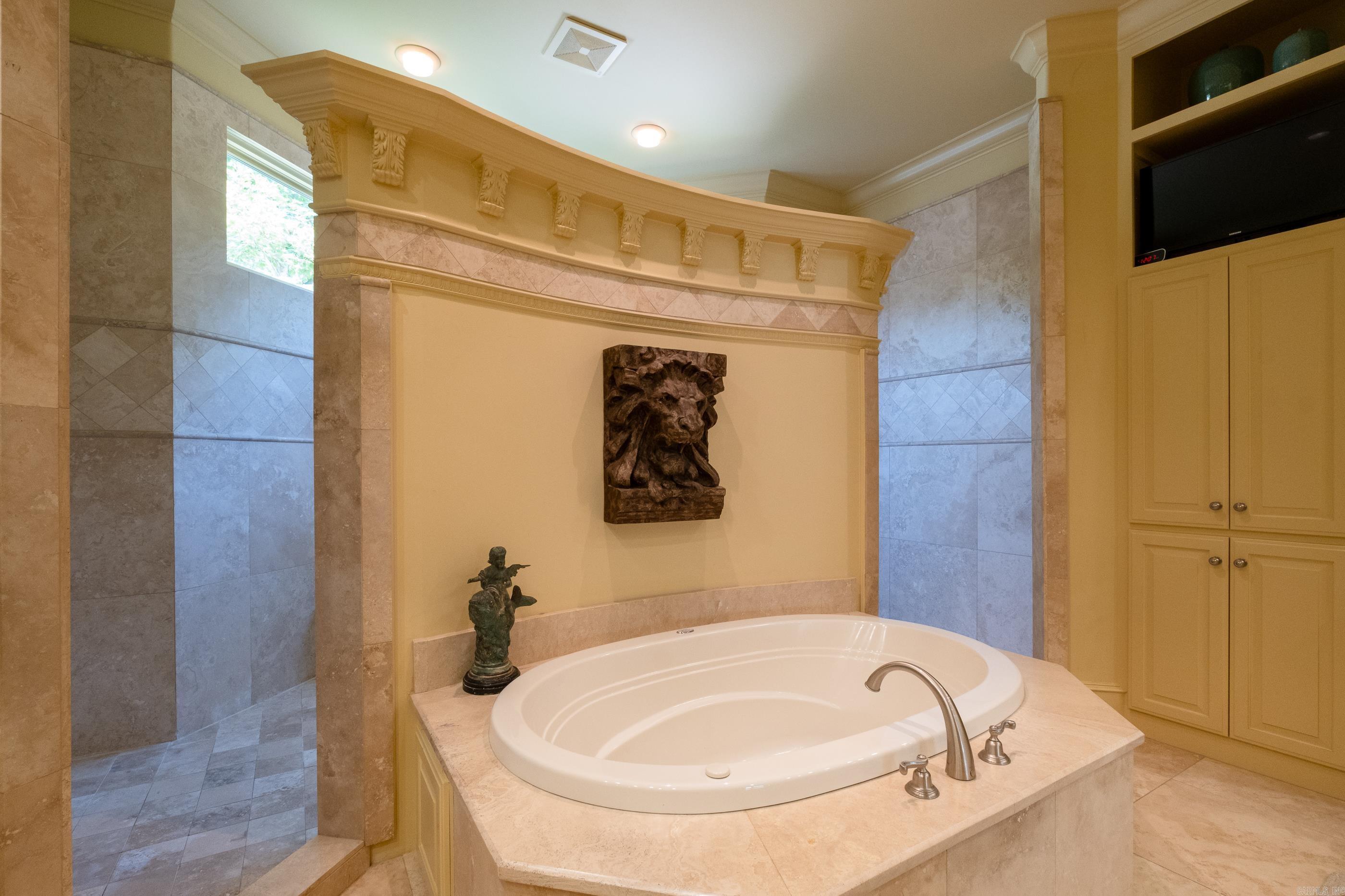 CHENAL VALLEY GERMAY COURT - Residential