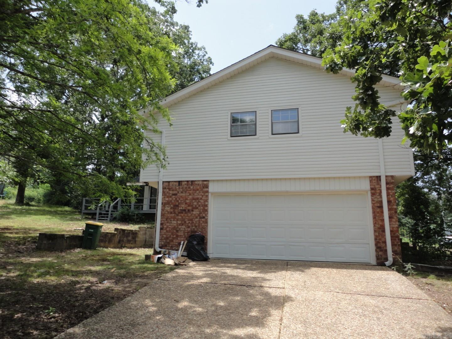 INDIAN HILLS - Residential
