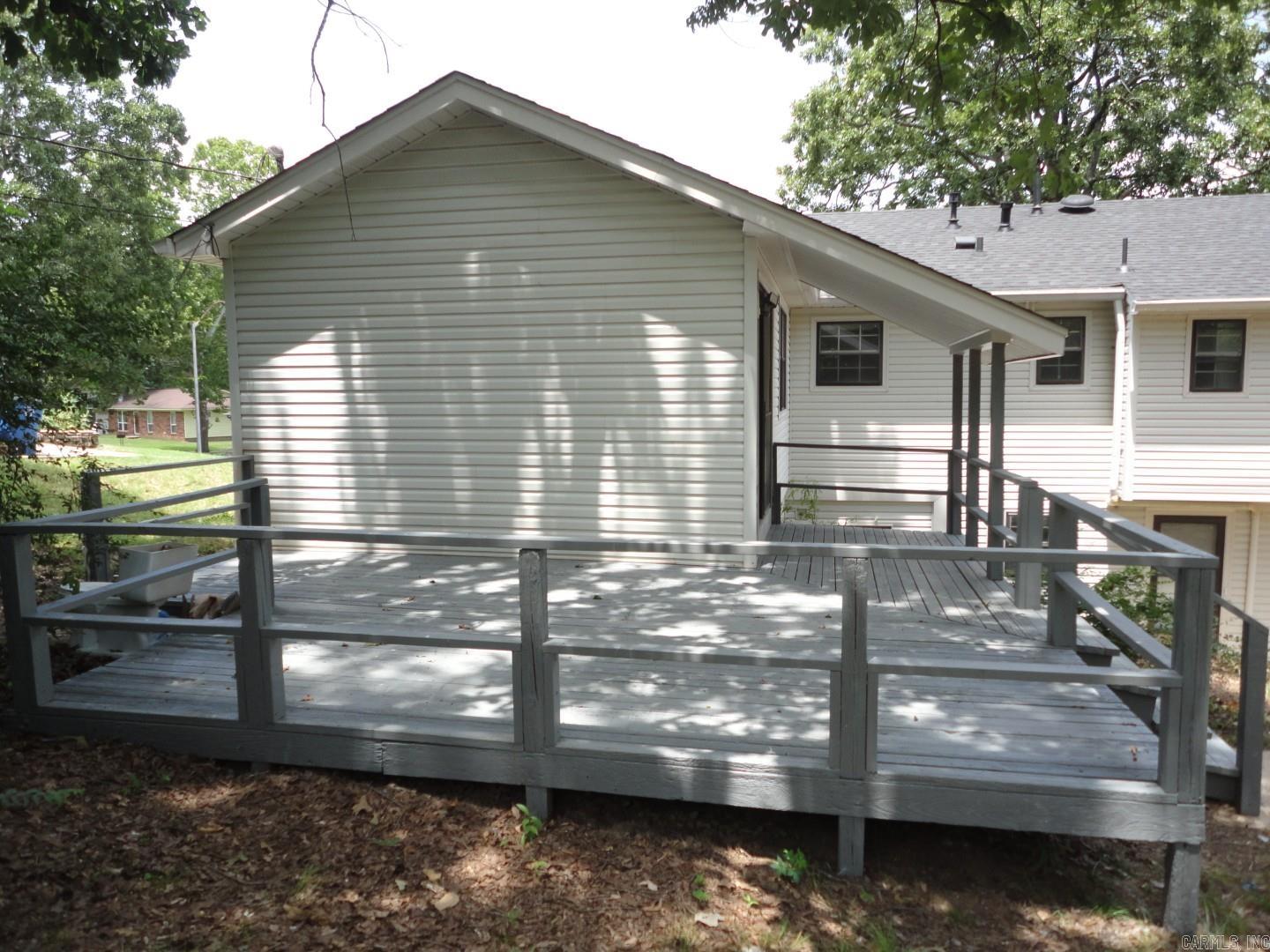 INDIAN HILLS - Residential