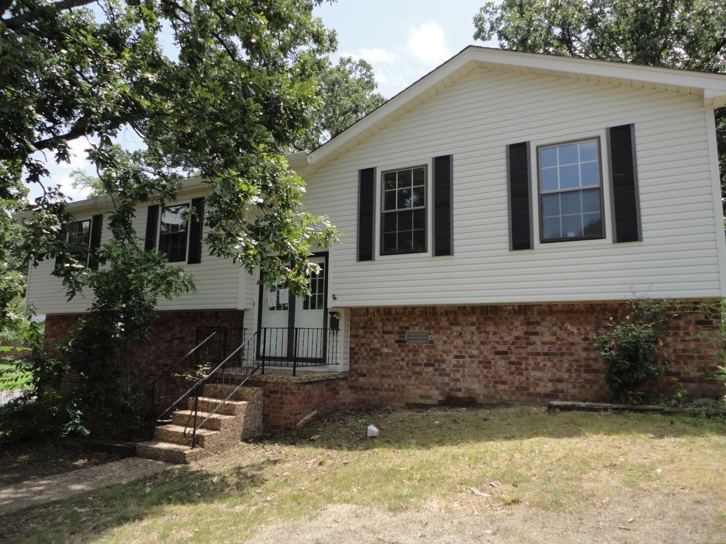 Don't miss out on this spacious 3 bedroom, 2 bath, featuring 2 nice sized living areas, large kitchen/dining combo, laundry room, 2 car side entry garage and deck on the rear.  Move in ready with new roof, new flooring, interior paint, new lighting, marble countertops and stainless appliances!!   **Agents please READ agent/confidential remarks section for additional information, showing and offer instructions**