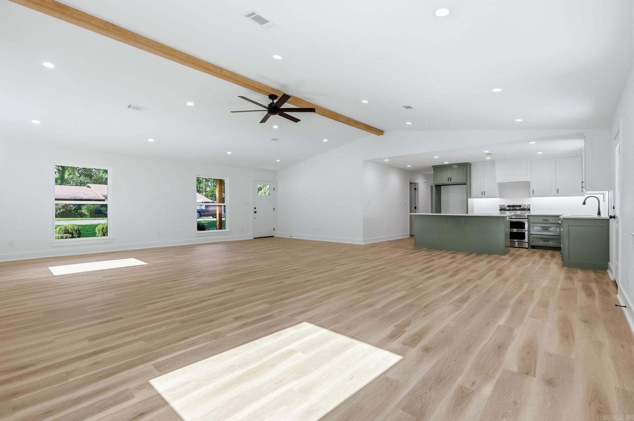 TWIN OAKS - Residential