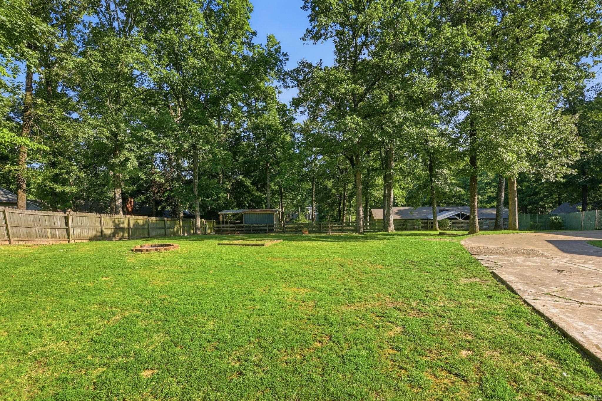 TWIN OAKS - Residential