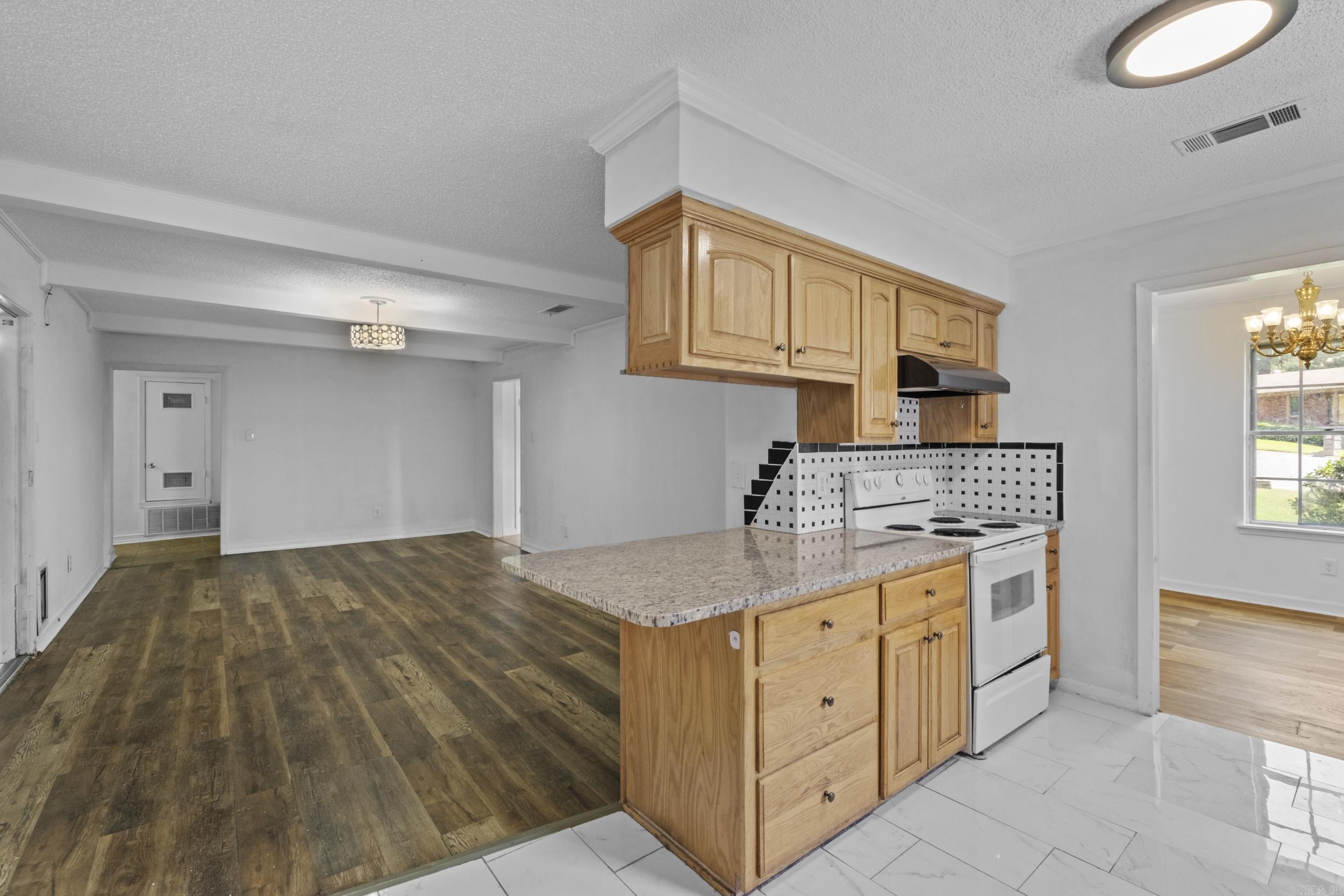 CAMPUS PLACE - Residential