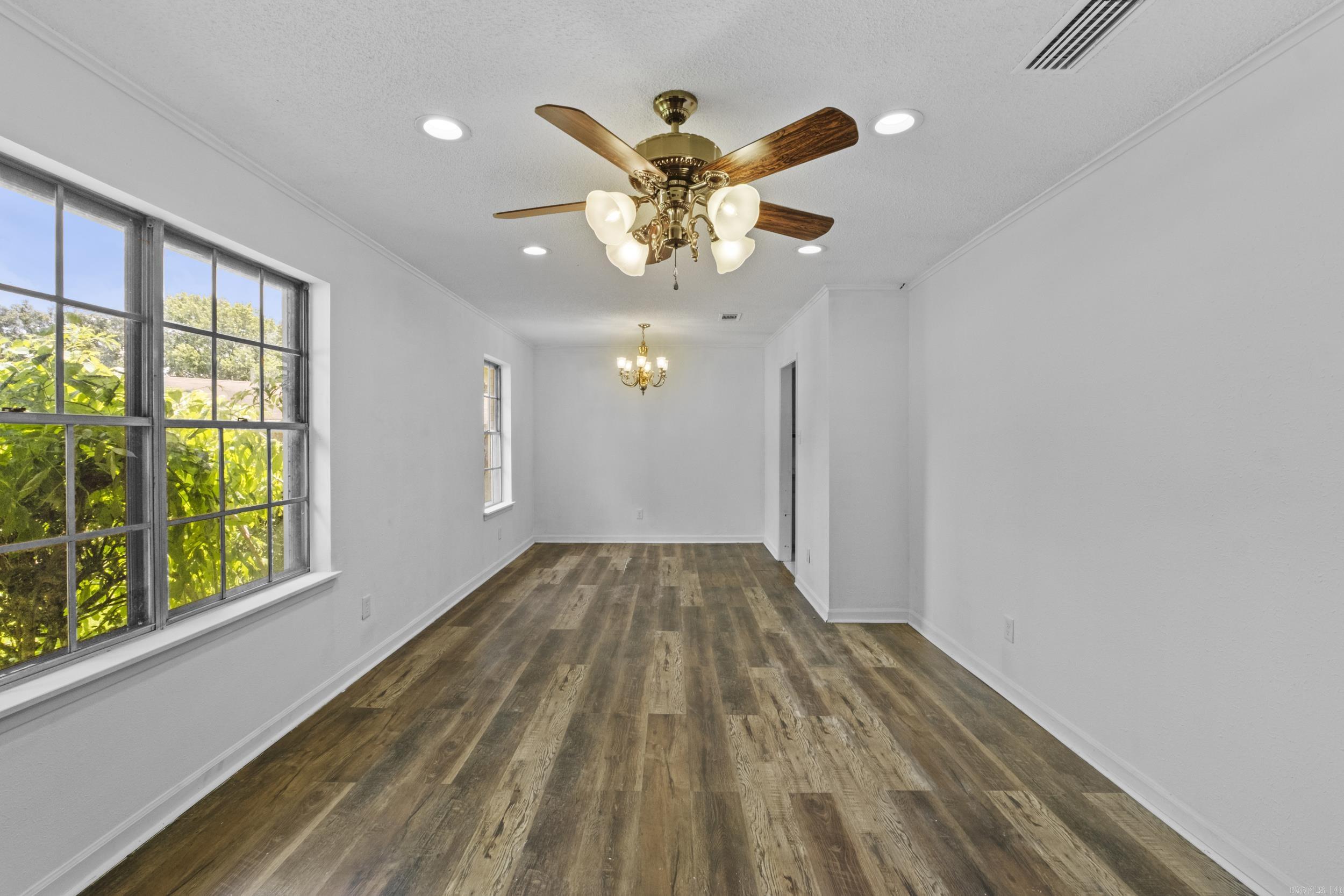 CAMPUS PLACE - Residential