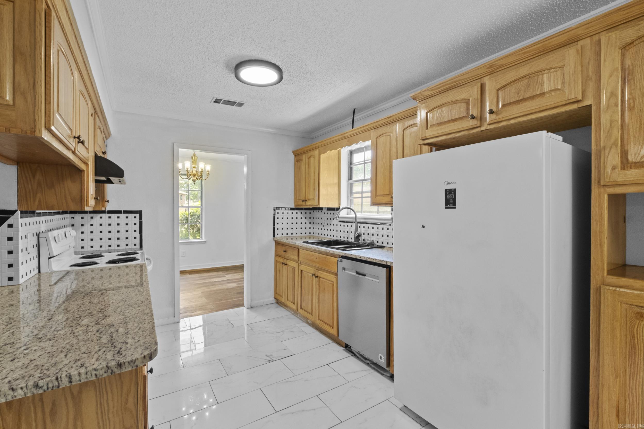 CAMPUS PLACE - Residential