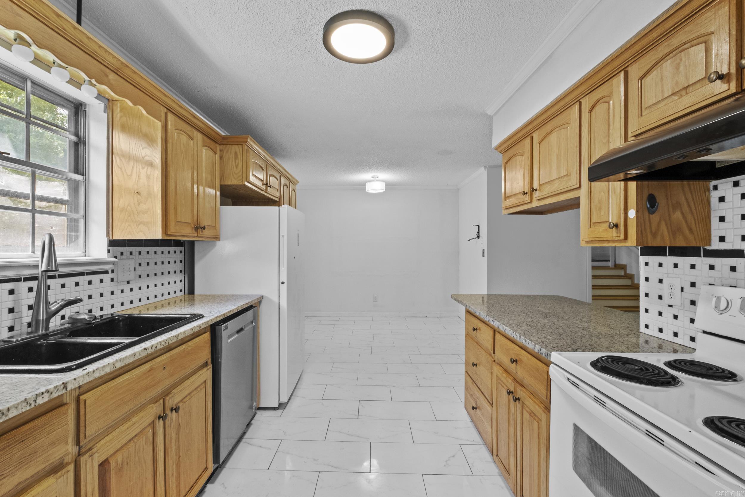CAMPUS PLACE - Residential
