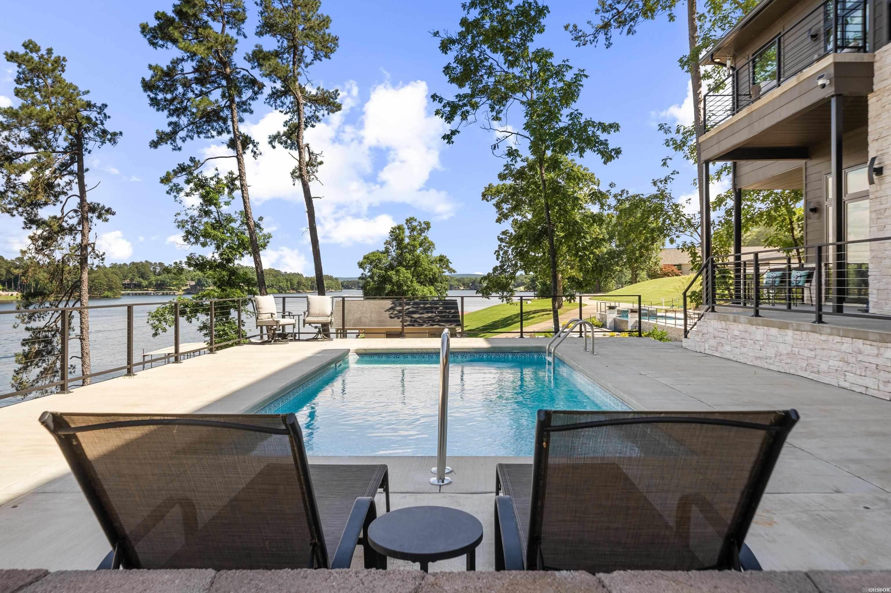 Lake View - Residential