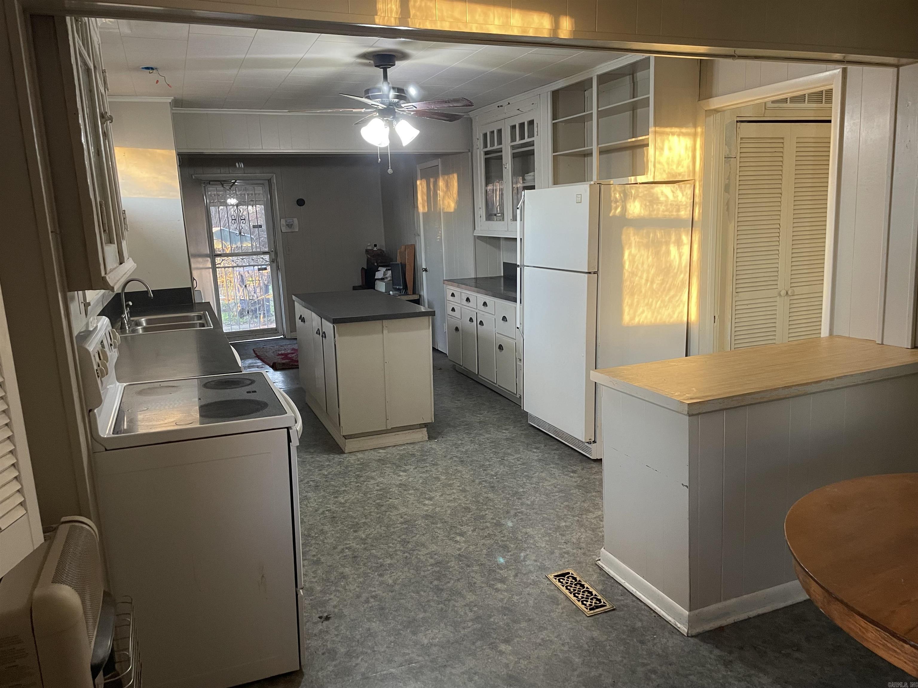 Holly Grove - Residential