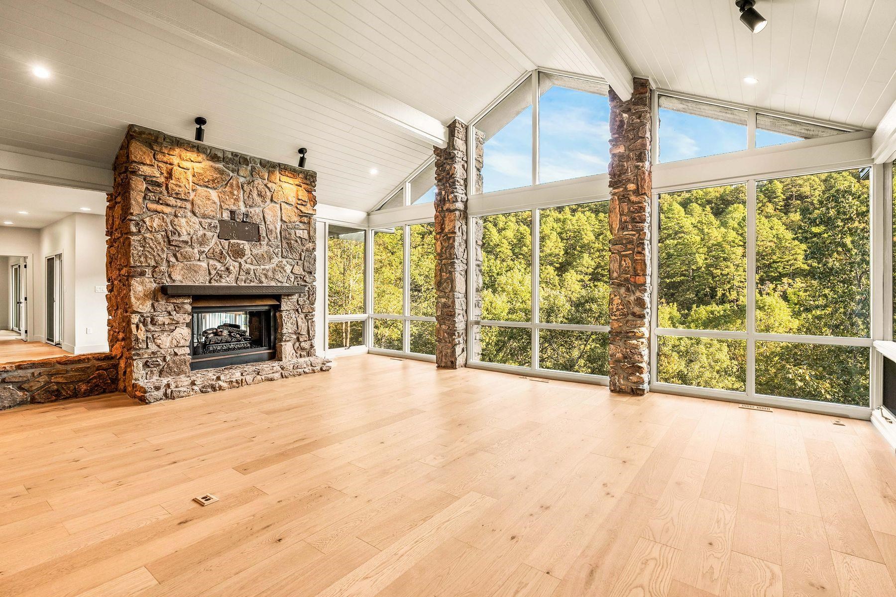 Robinwood - Residential