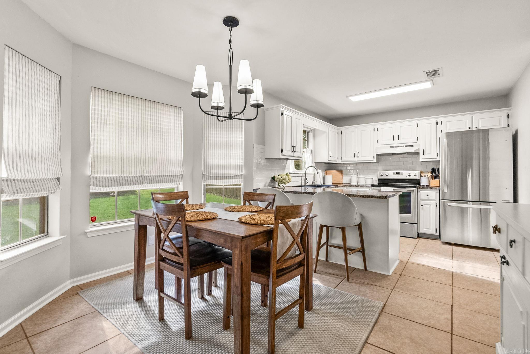 CEDAR RIDGE - Residential