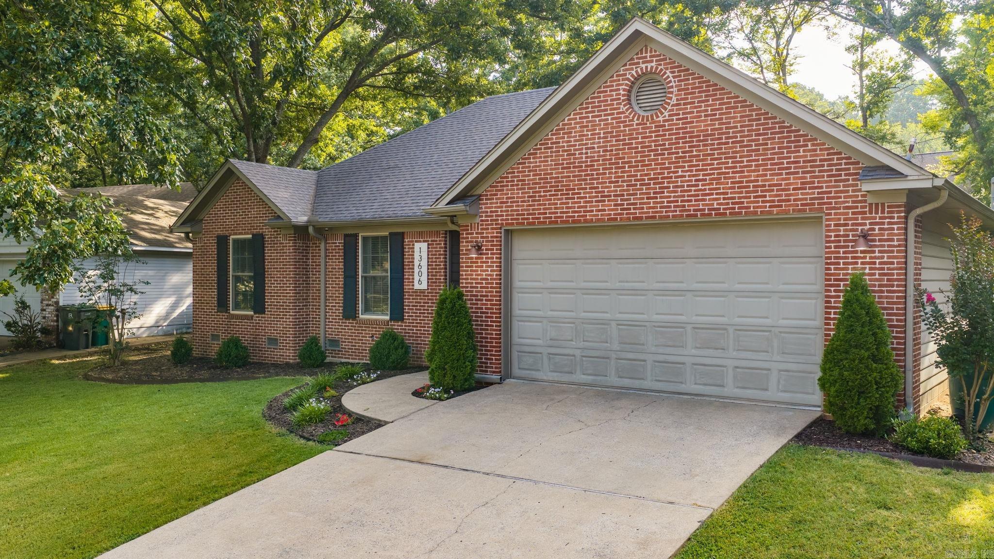 CEDAR RIDGE - Residential
