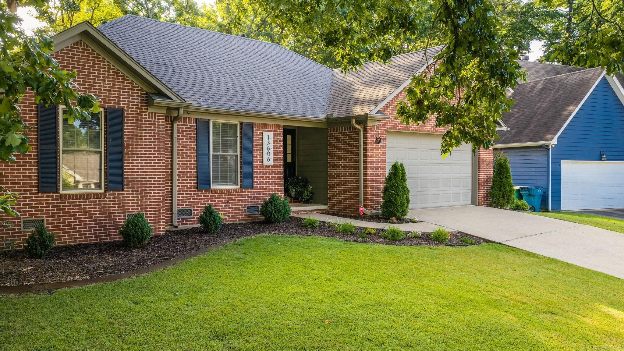 CEDAR RIDGE - Residential