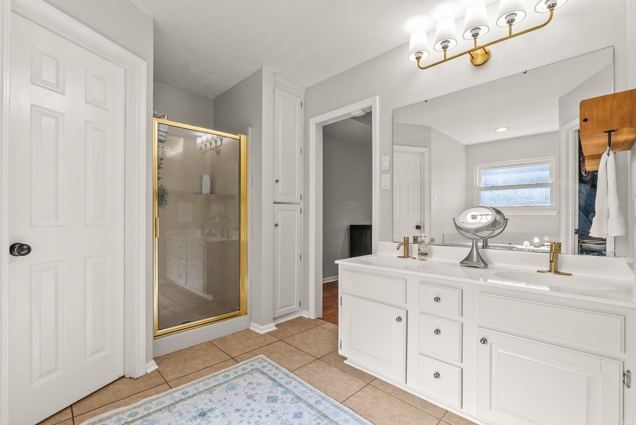 CEDAR RIDGE - Residential