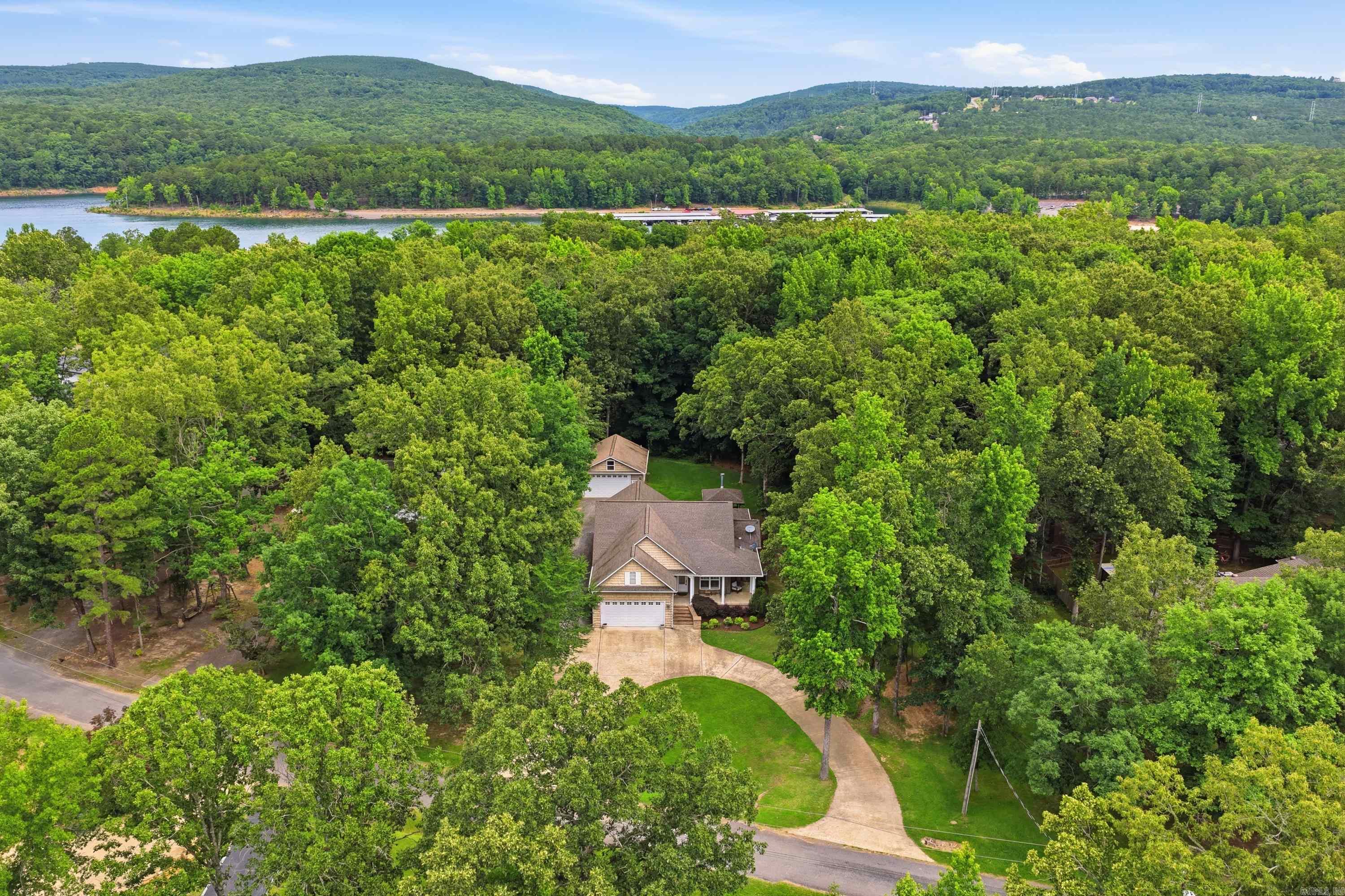 SKYPOINT ESTATES - Residential