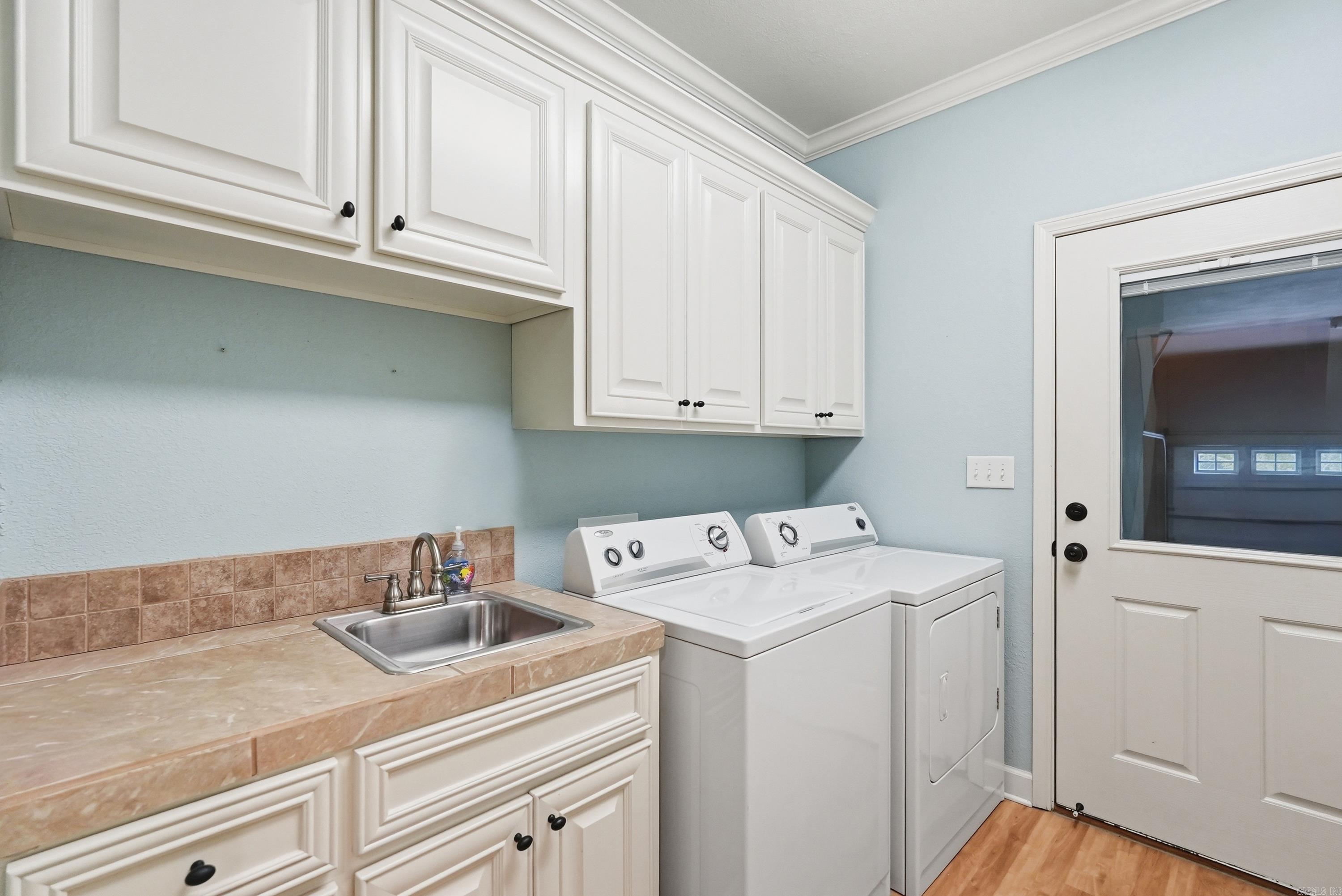 SKYPOINT ESTATES - Residential