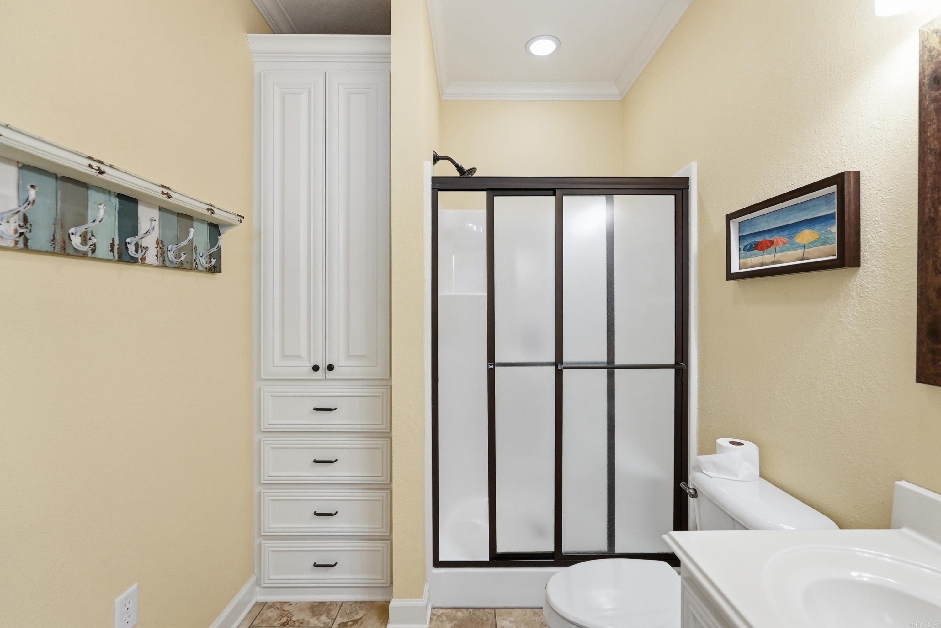 SKYPOINT ESTATES - Residential